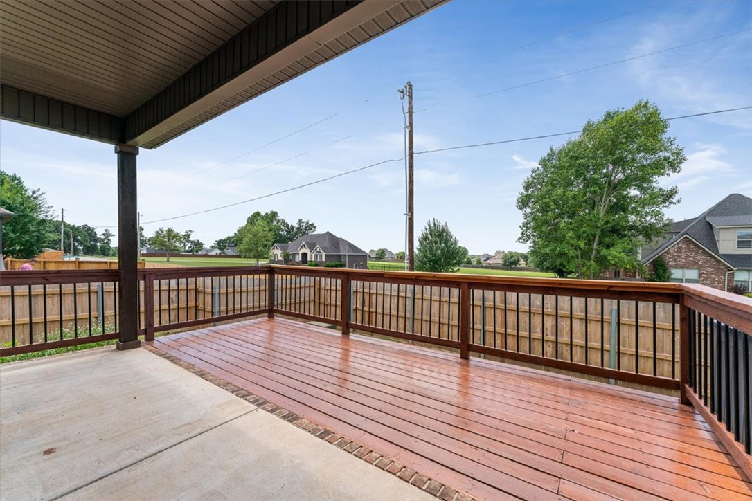 1402 Gooseneck Lane