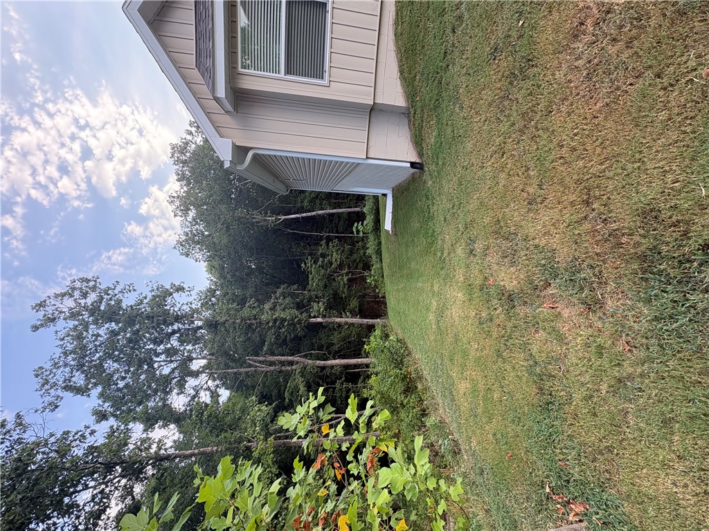 8 Ampthill Lane