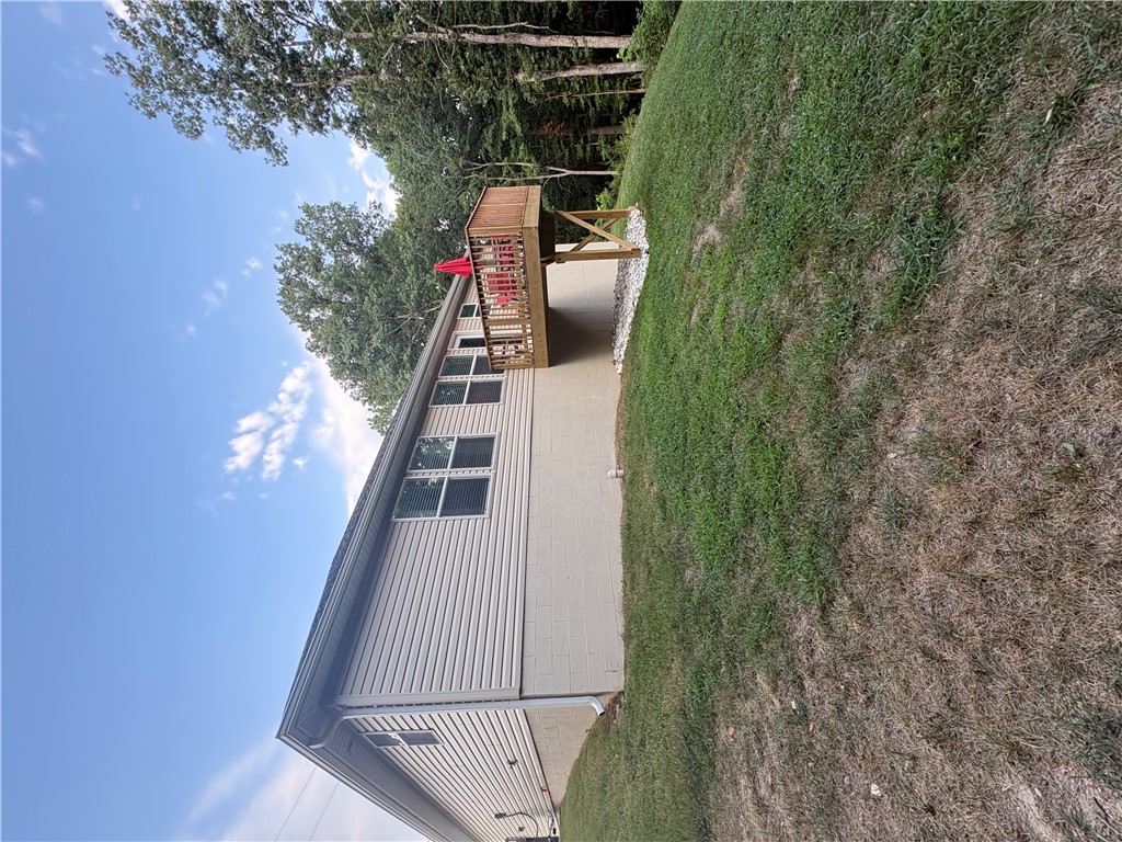 8 Ampthill Lane