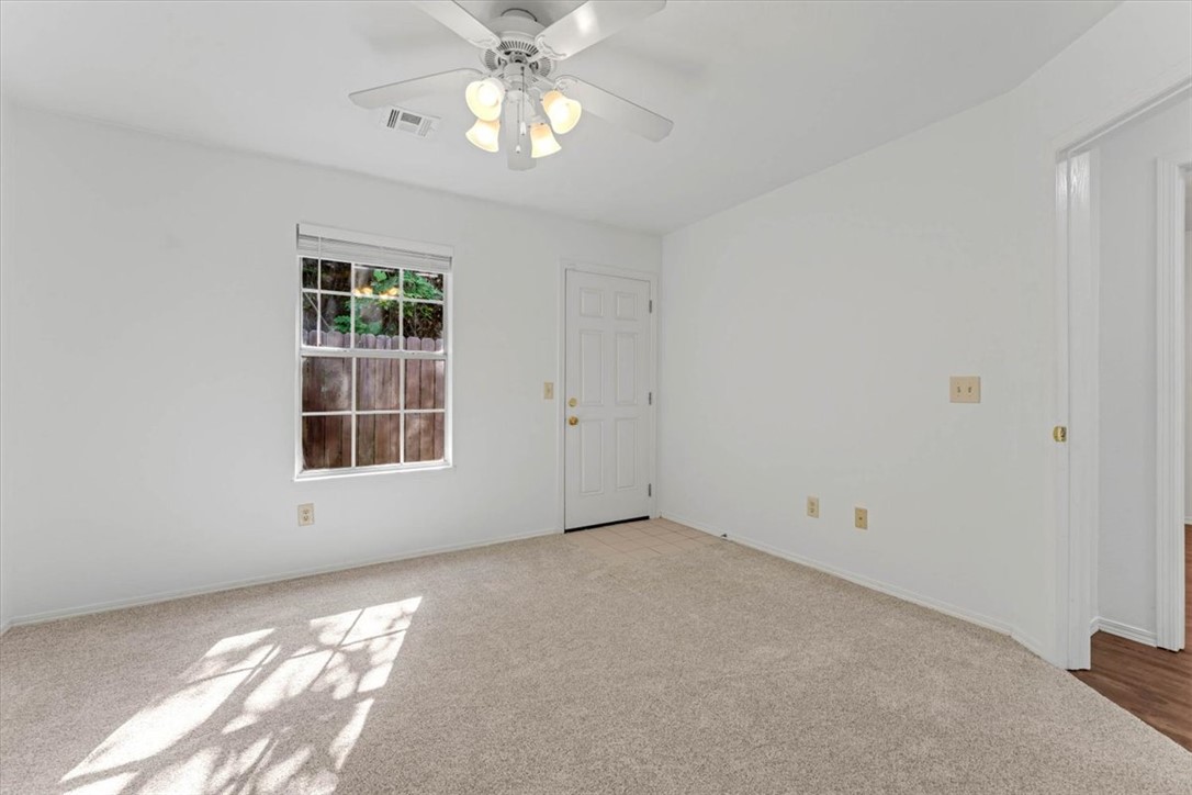 1246 N Iron Horse Drive