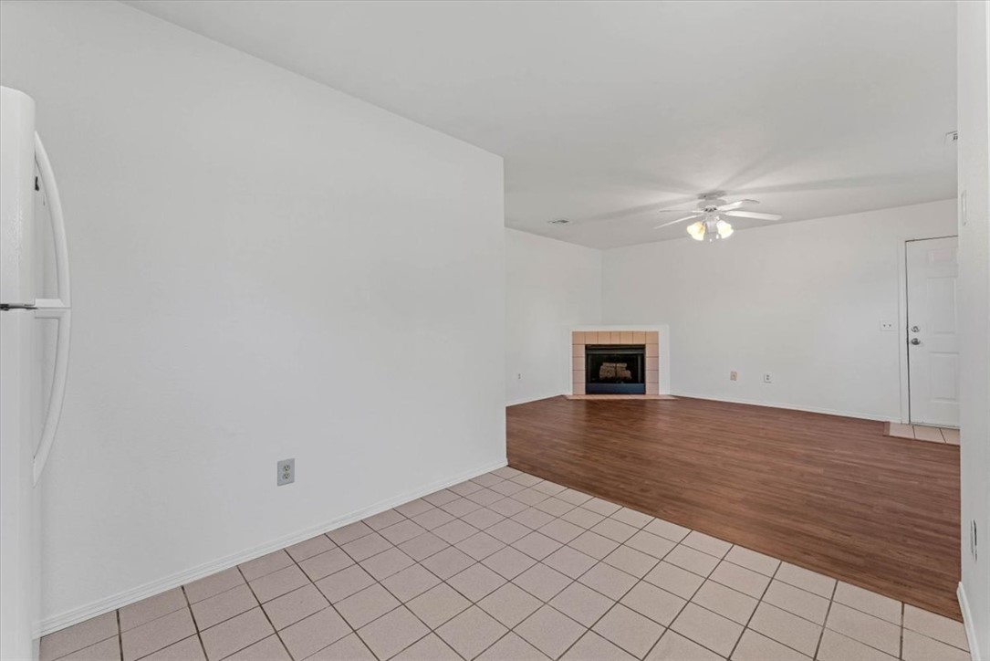 1246 N Iron Horse Drive