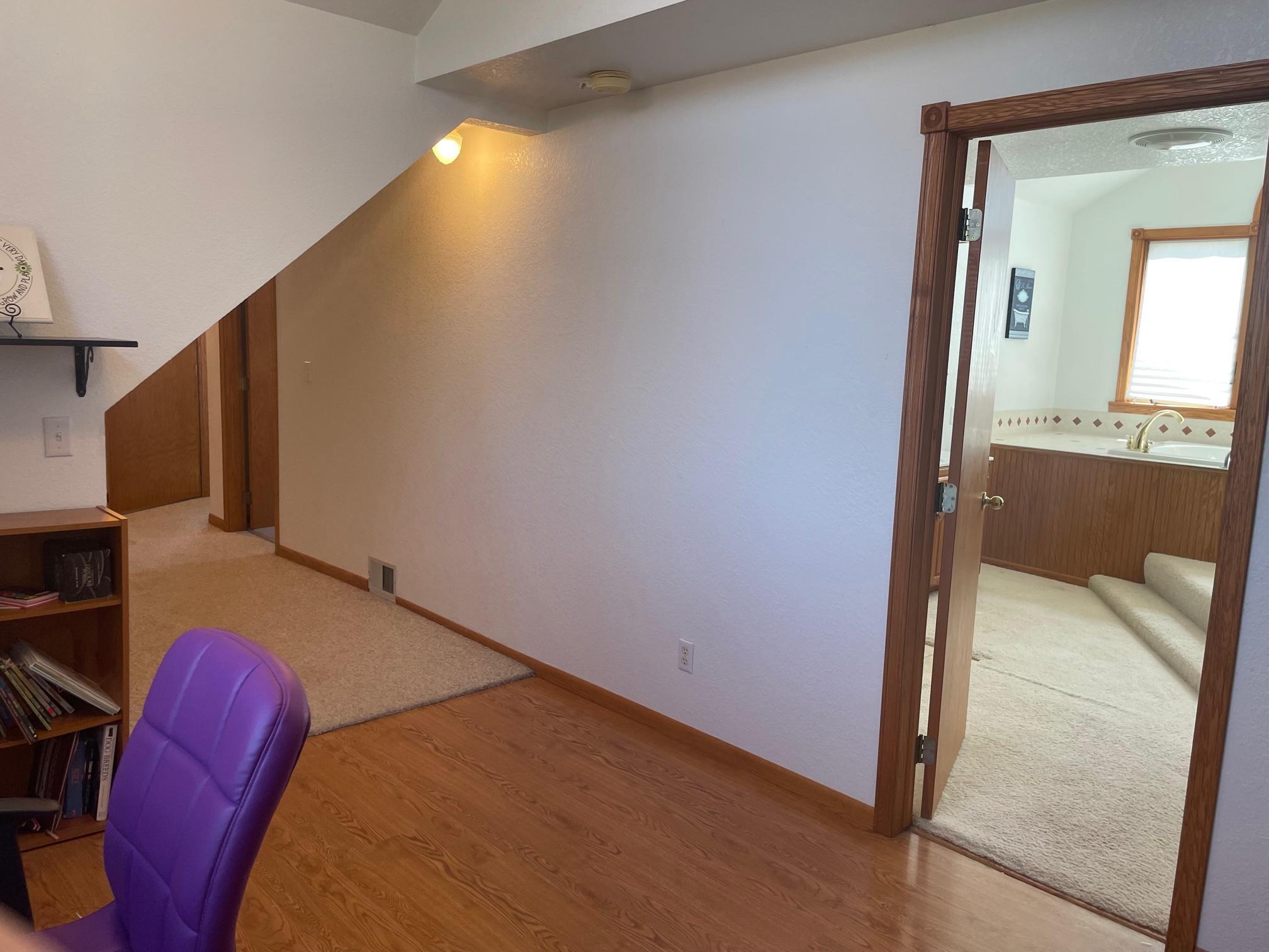 2550 Canterbury Drive