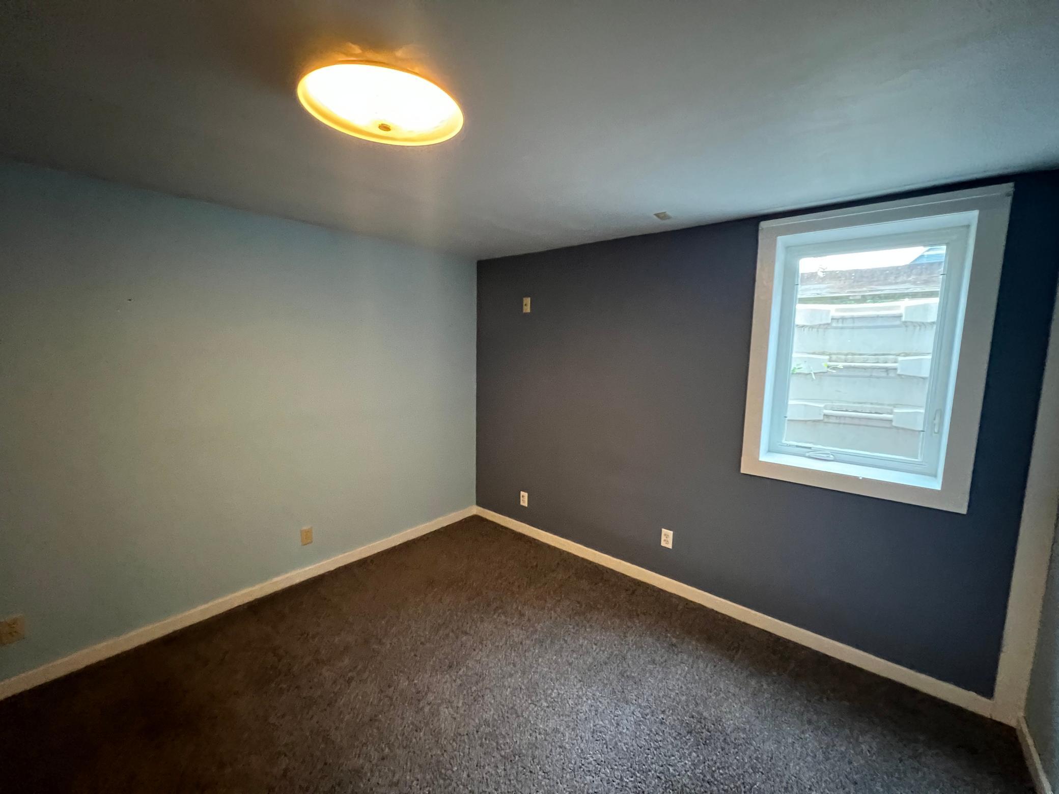 406 Lafayette Avenue S