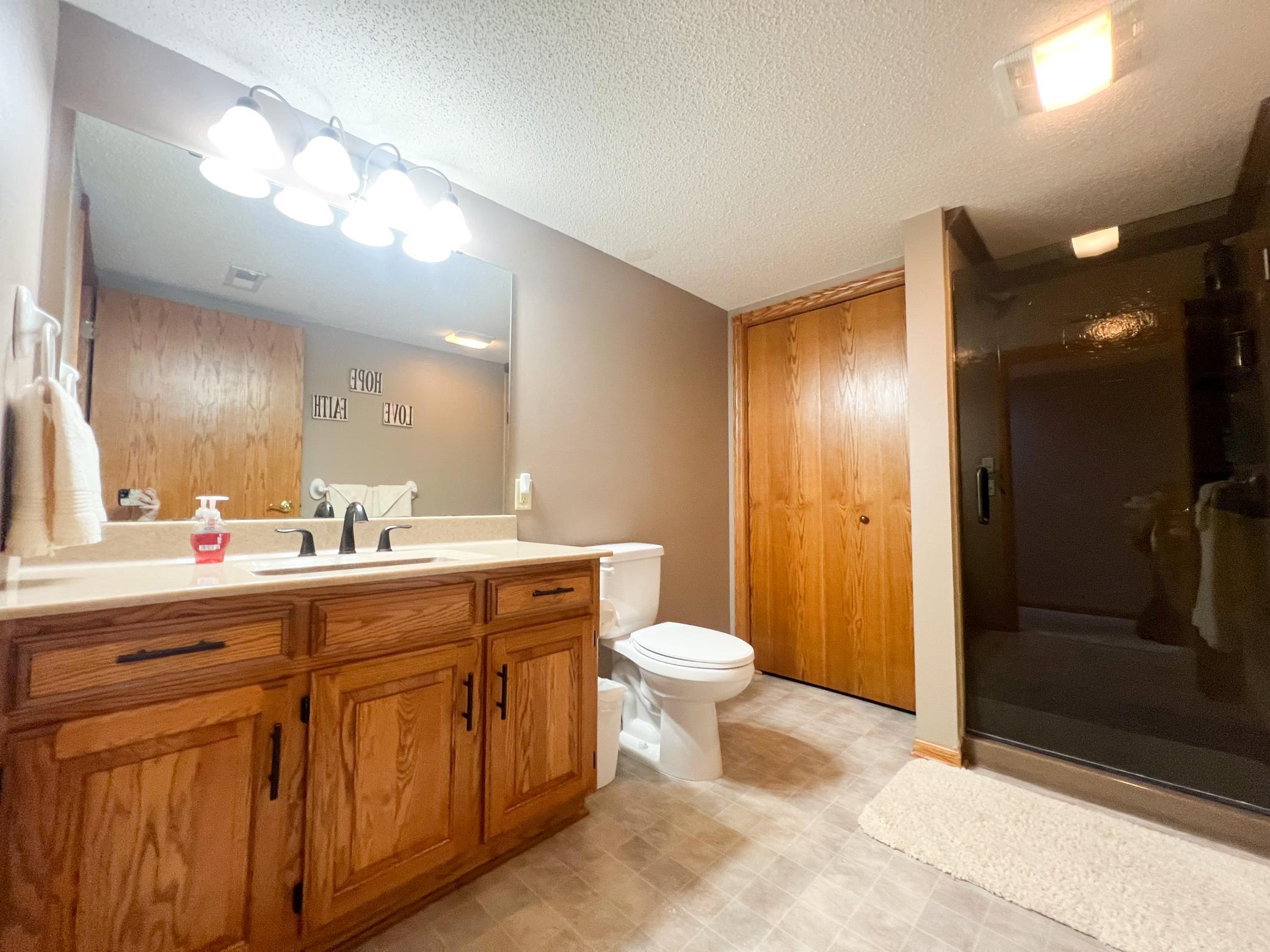 1185 Schaap Drive