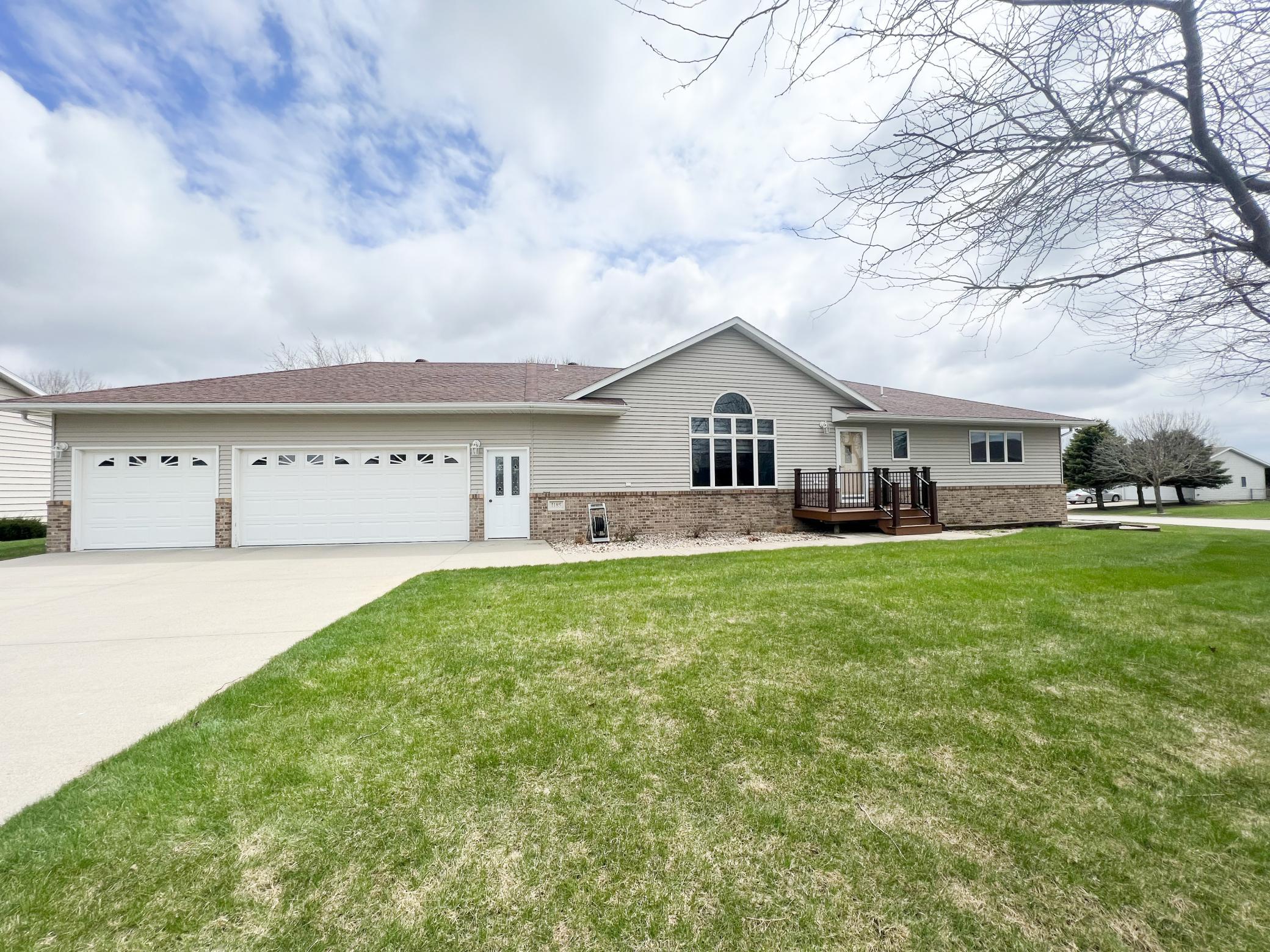 1185 Schaap Drive
