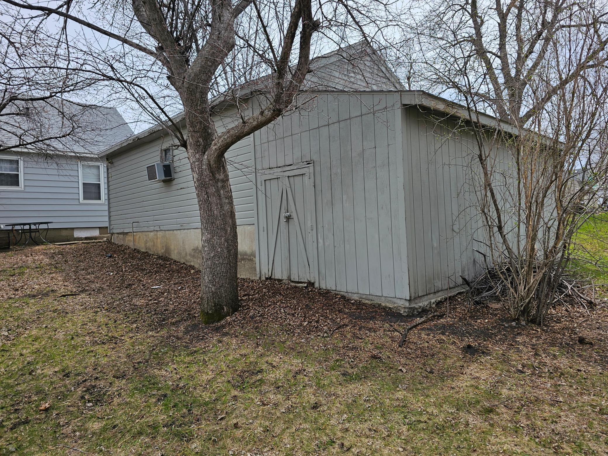 841 Clement Street