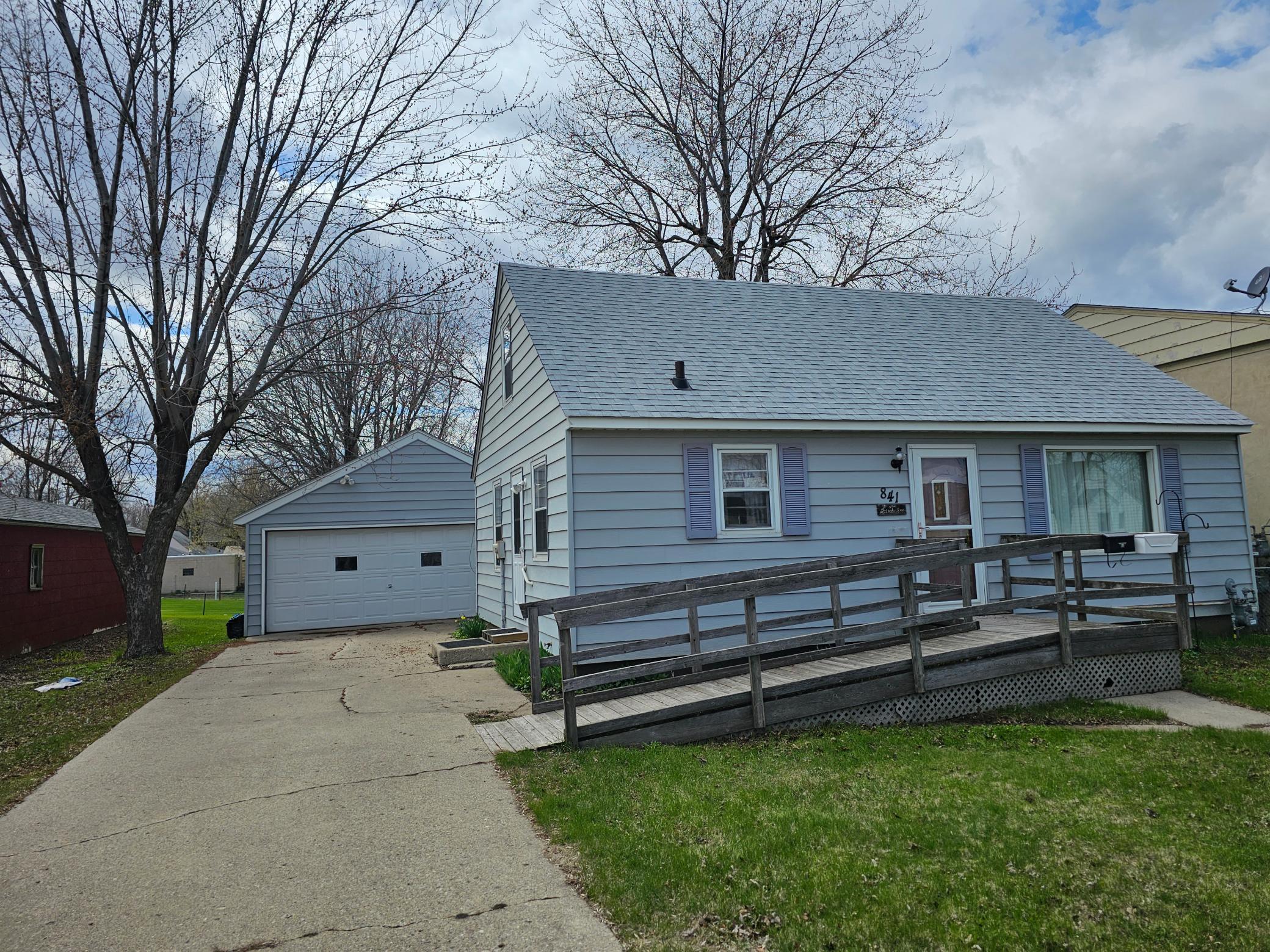 841 Clement Street