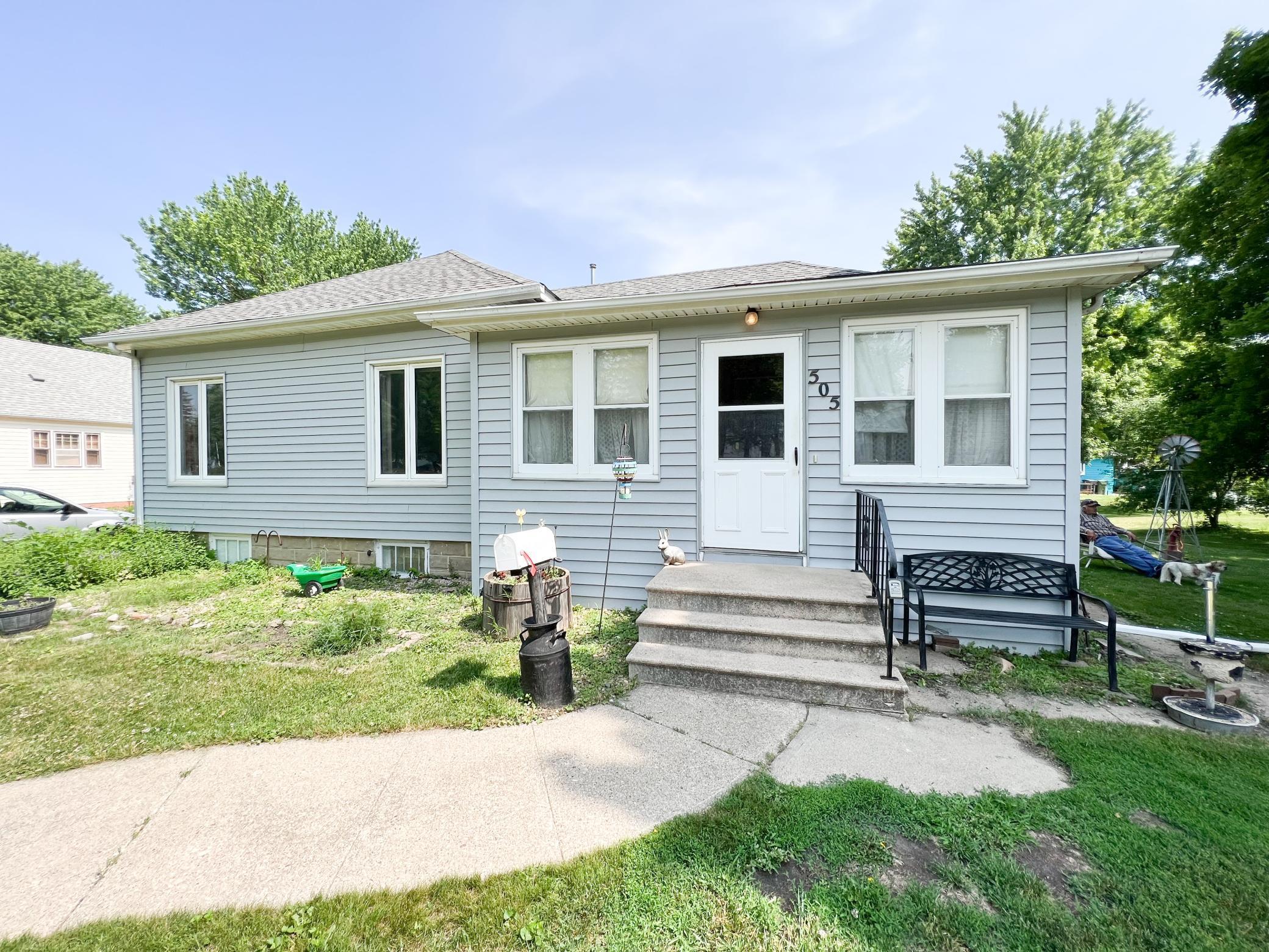 505 Lake Avenue