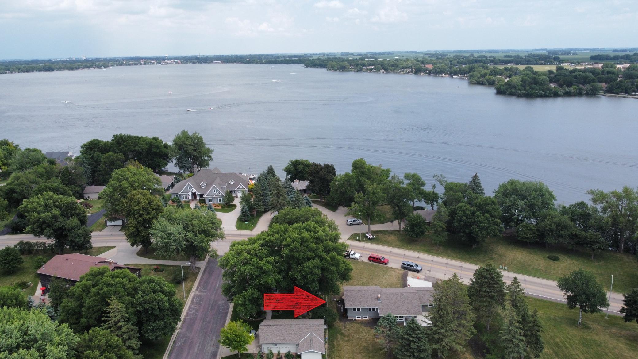 810 W Shore Drive