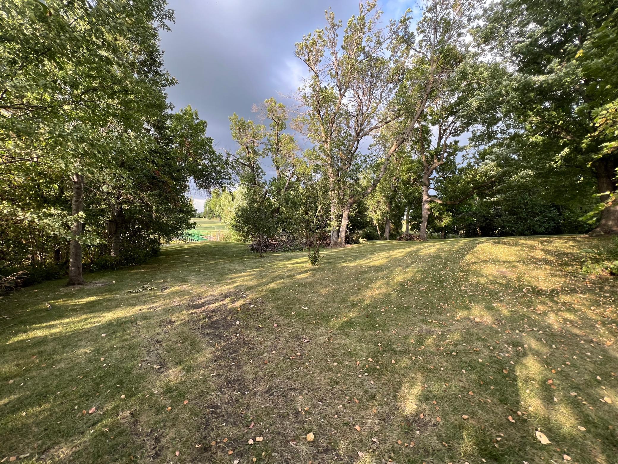 4 Lakeview Drive