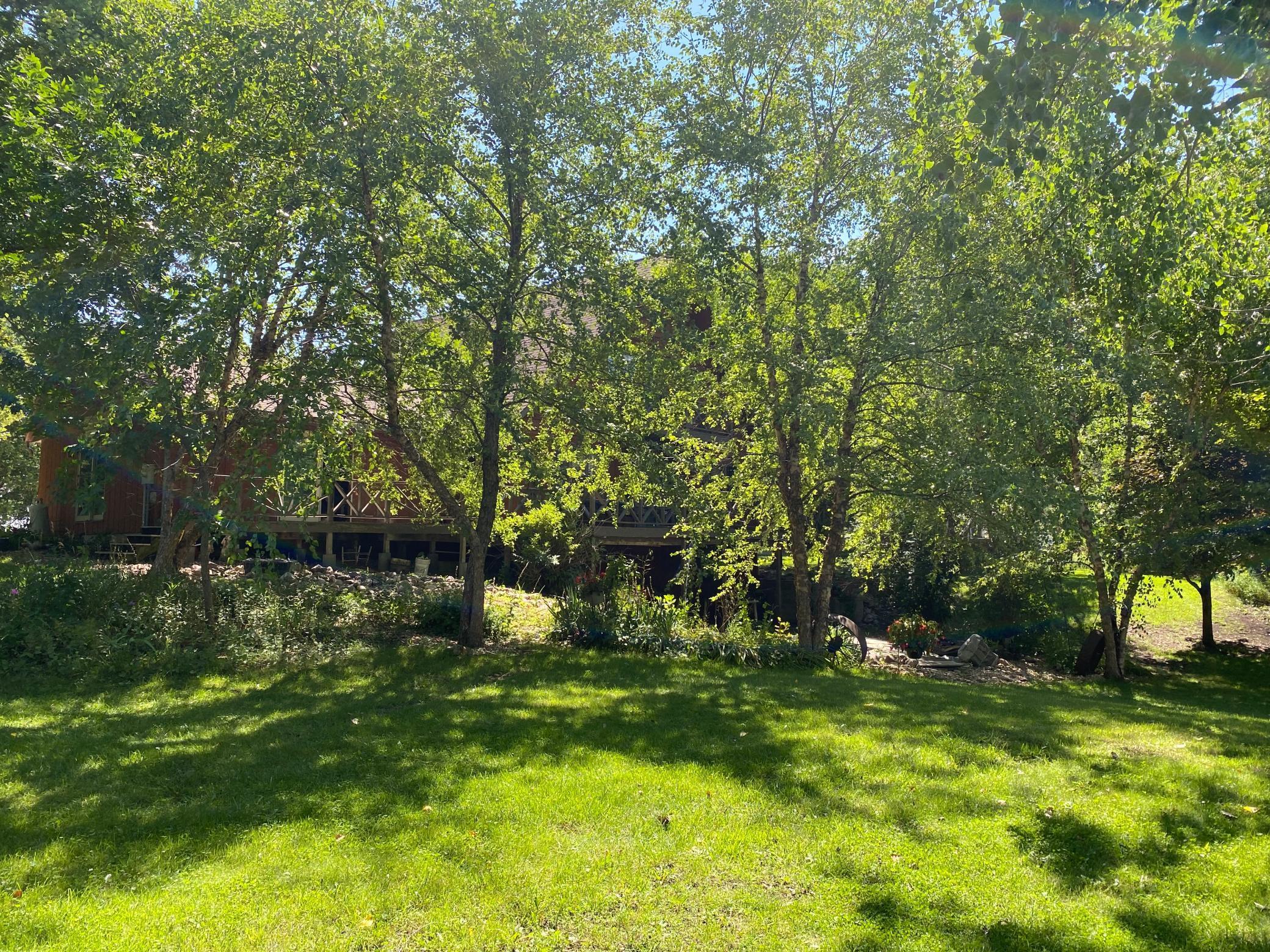 4 Lakeview Drive