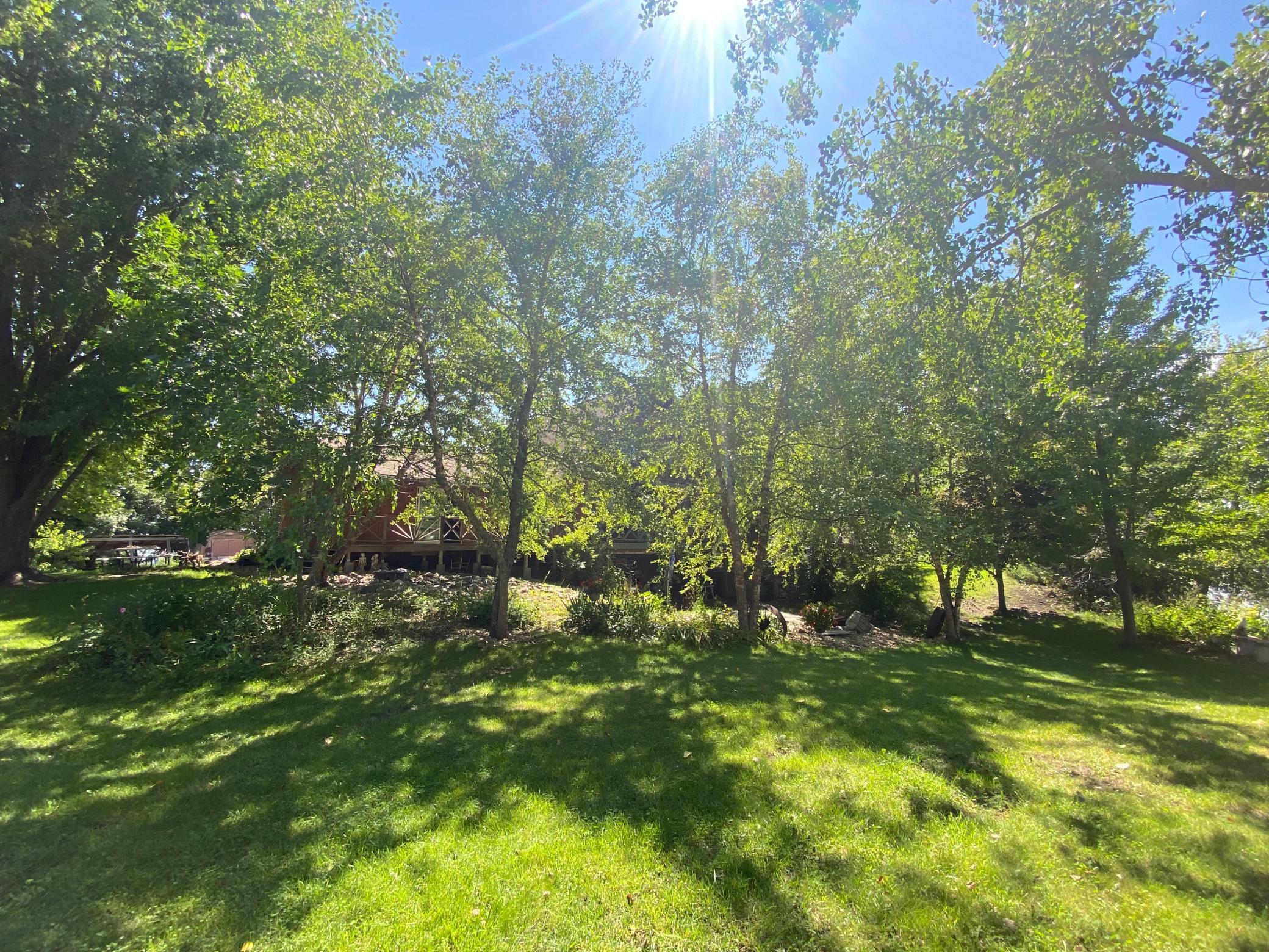 4 Lakeview Drive