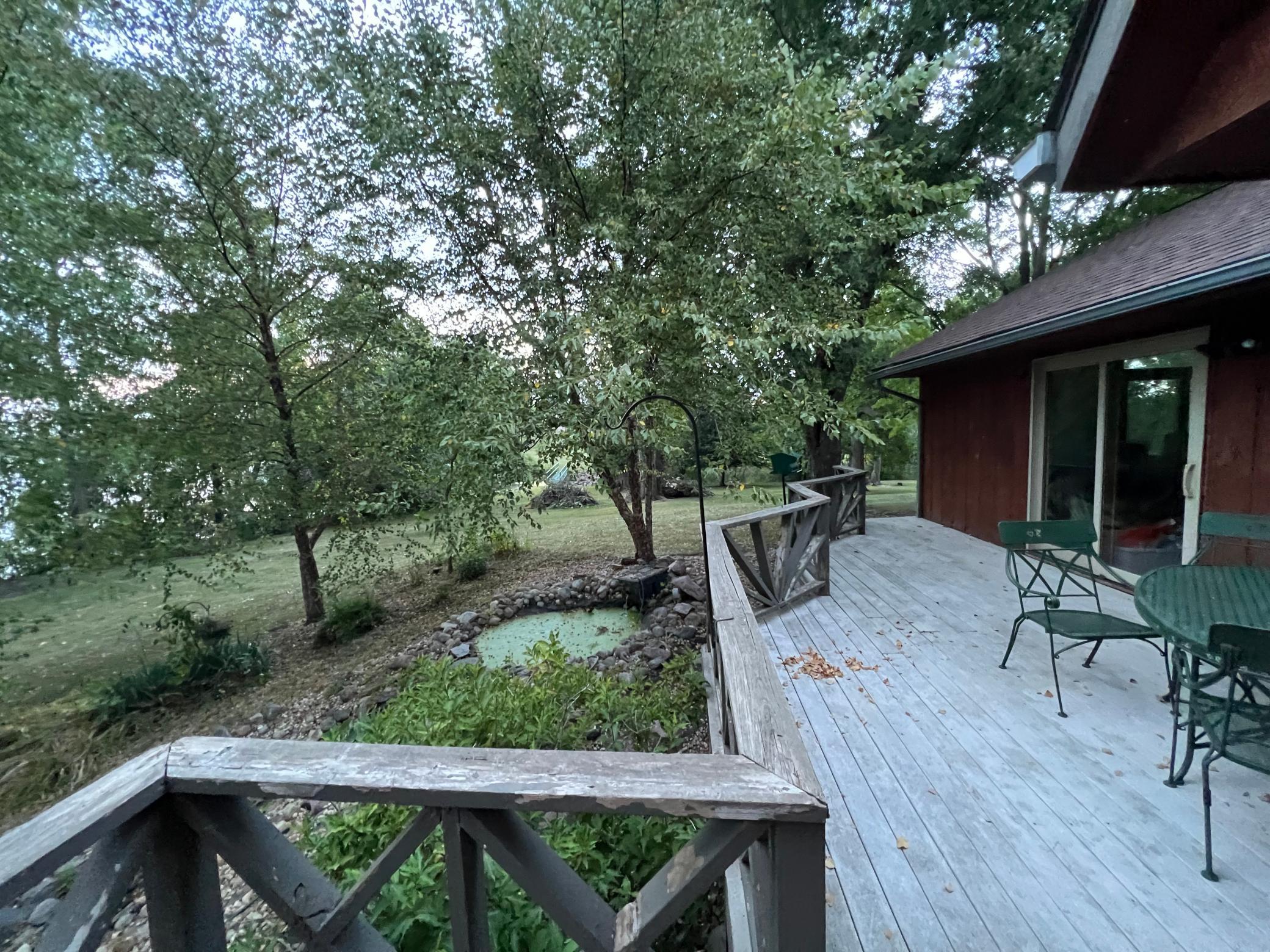 4 Lakeview Drive