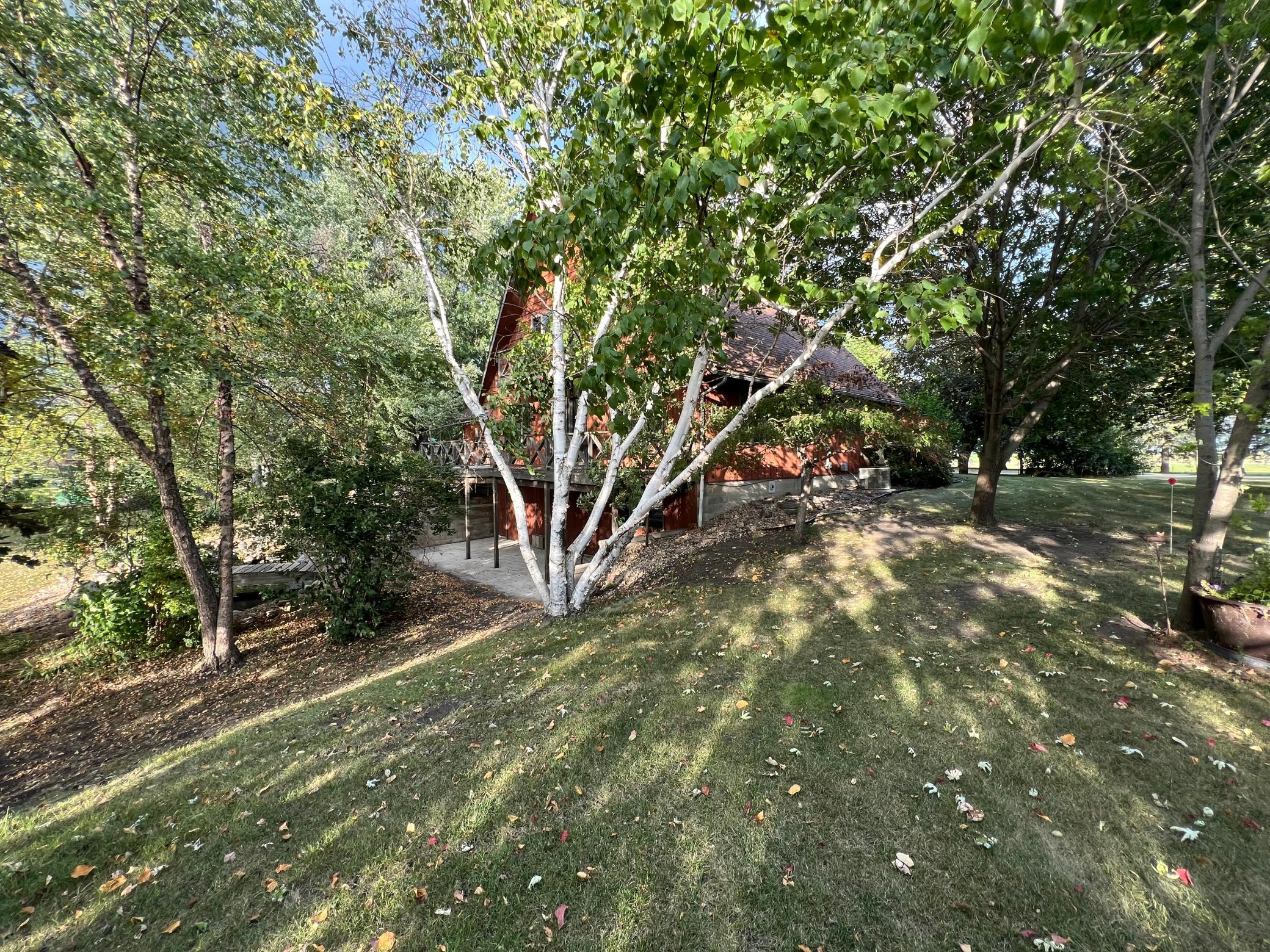4 Lakeview Drive