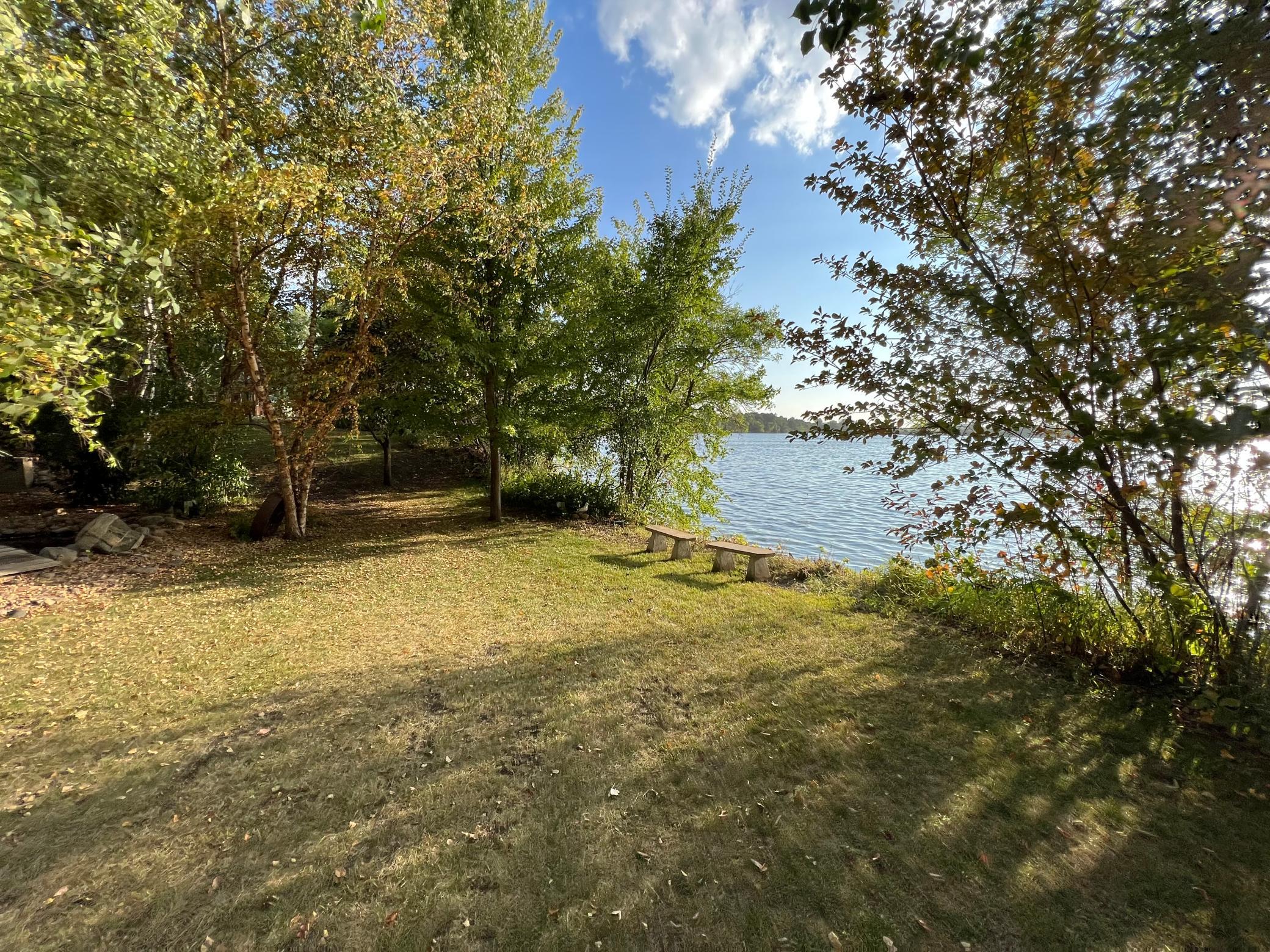 4 Lakeview Drive