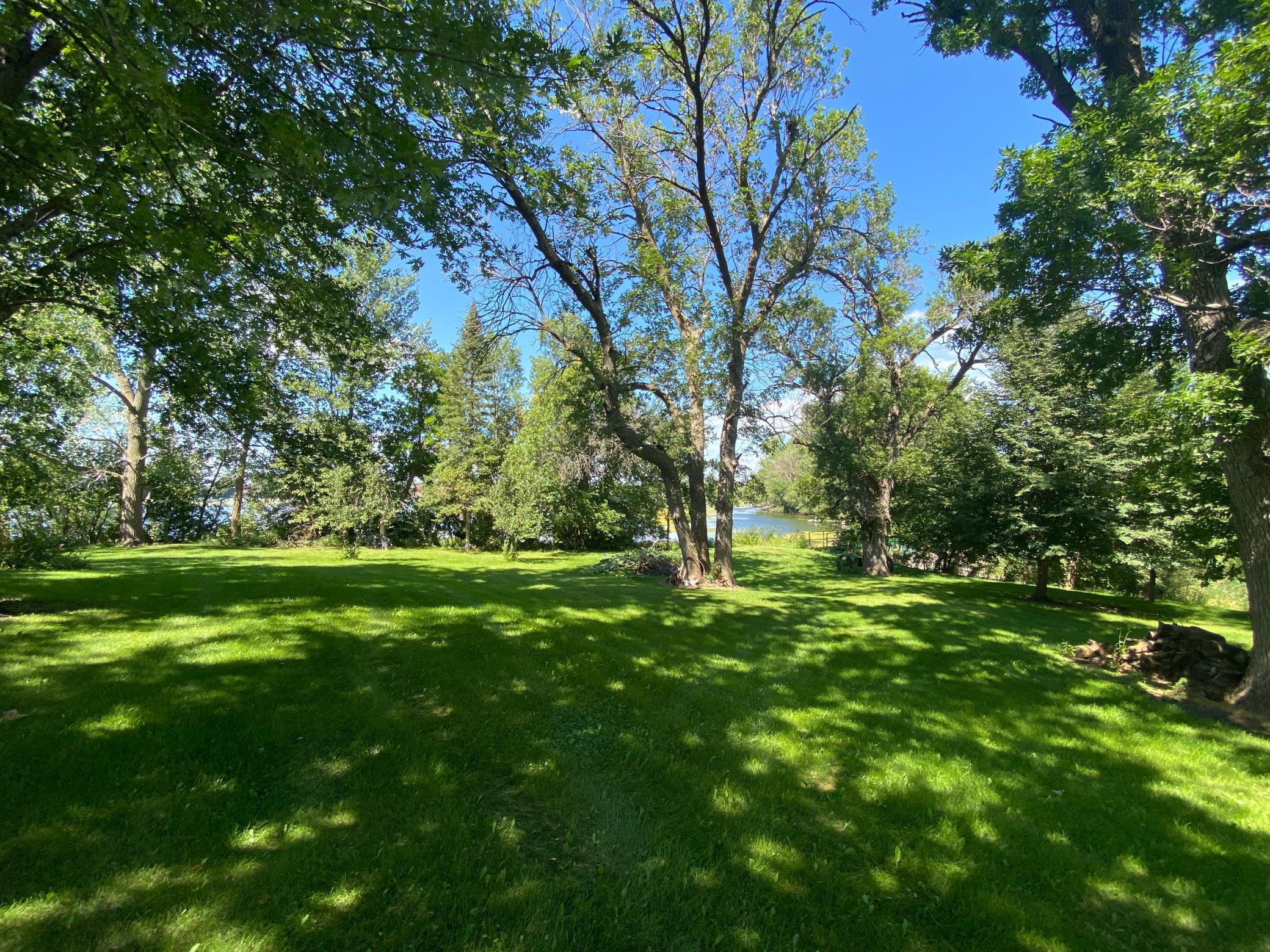 4 Lakeview Drive