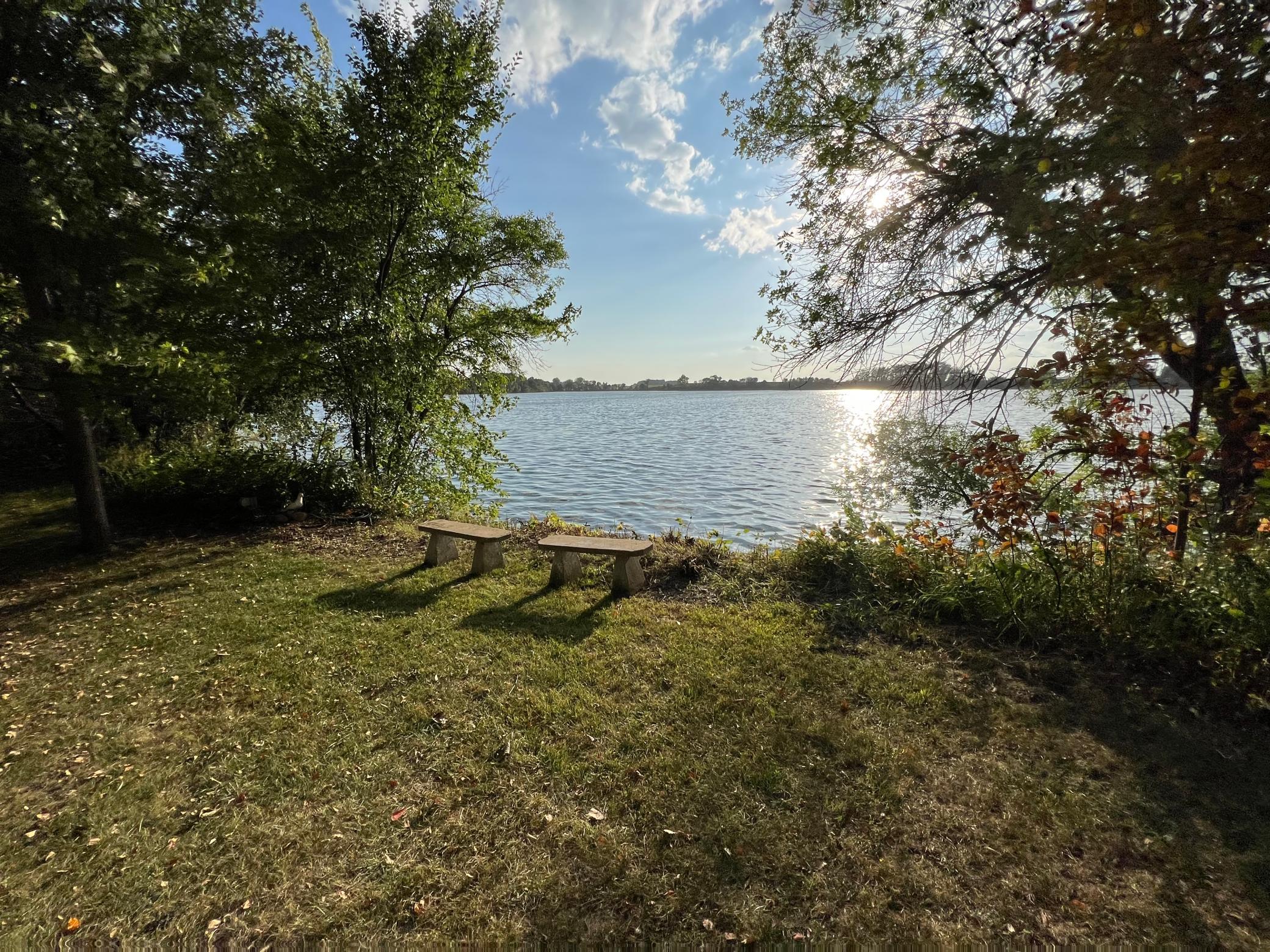 4 Lakeview Drive