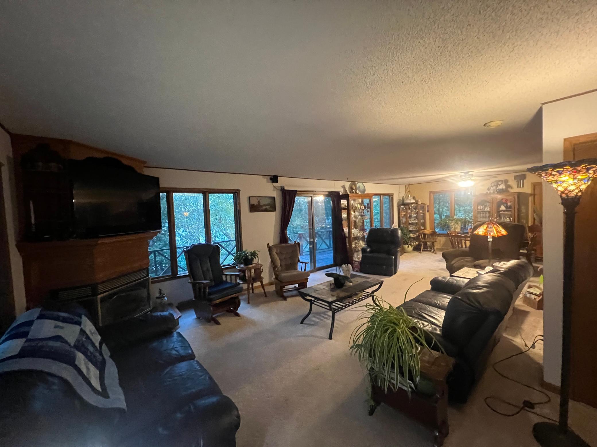 4 Lakeview Drive