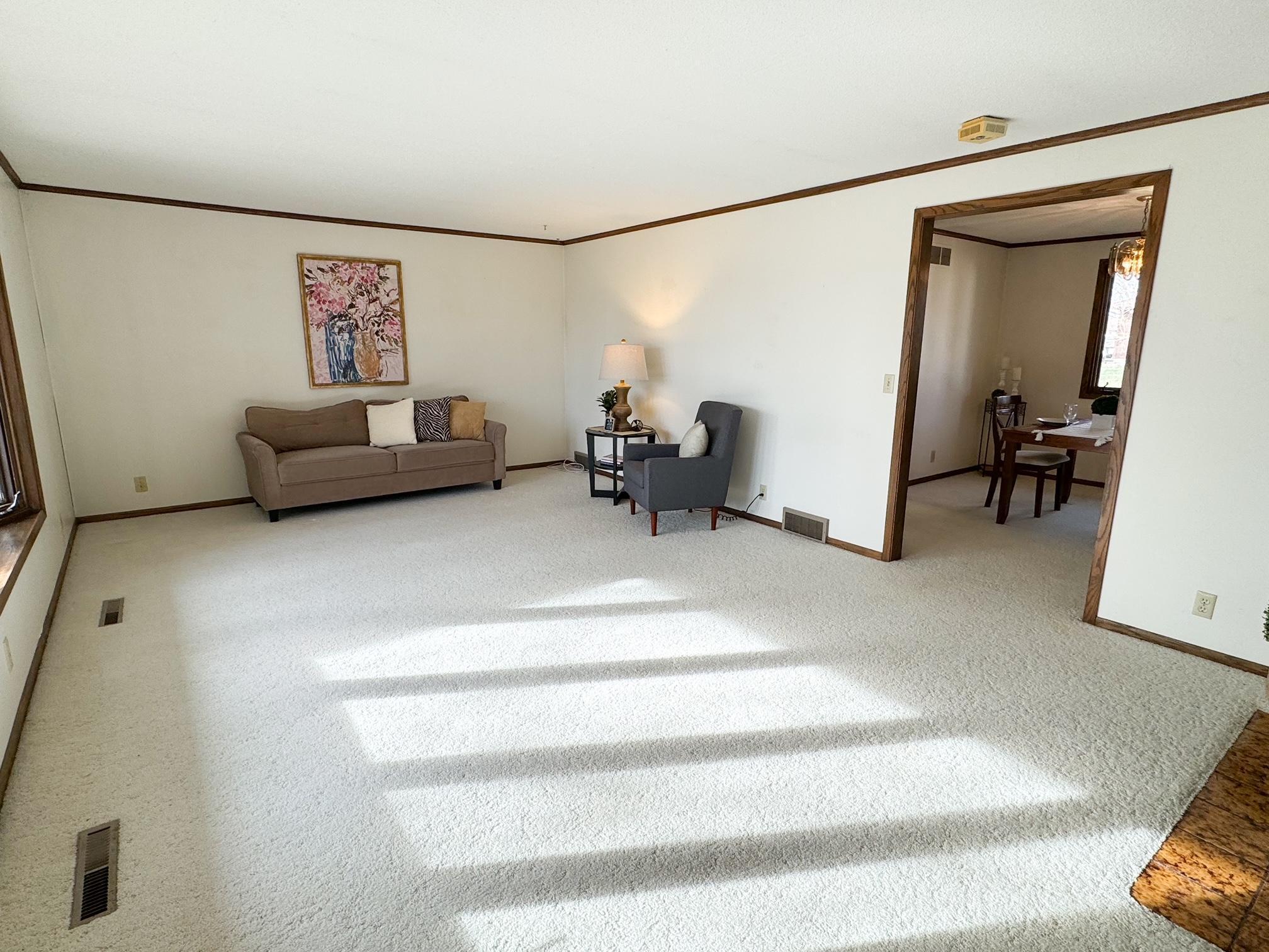 1280 Maplewood Drive