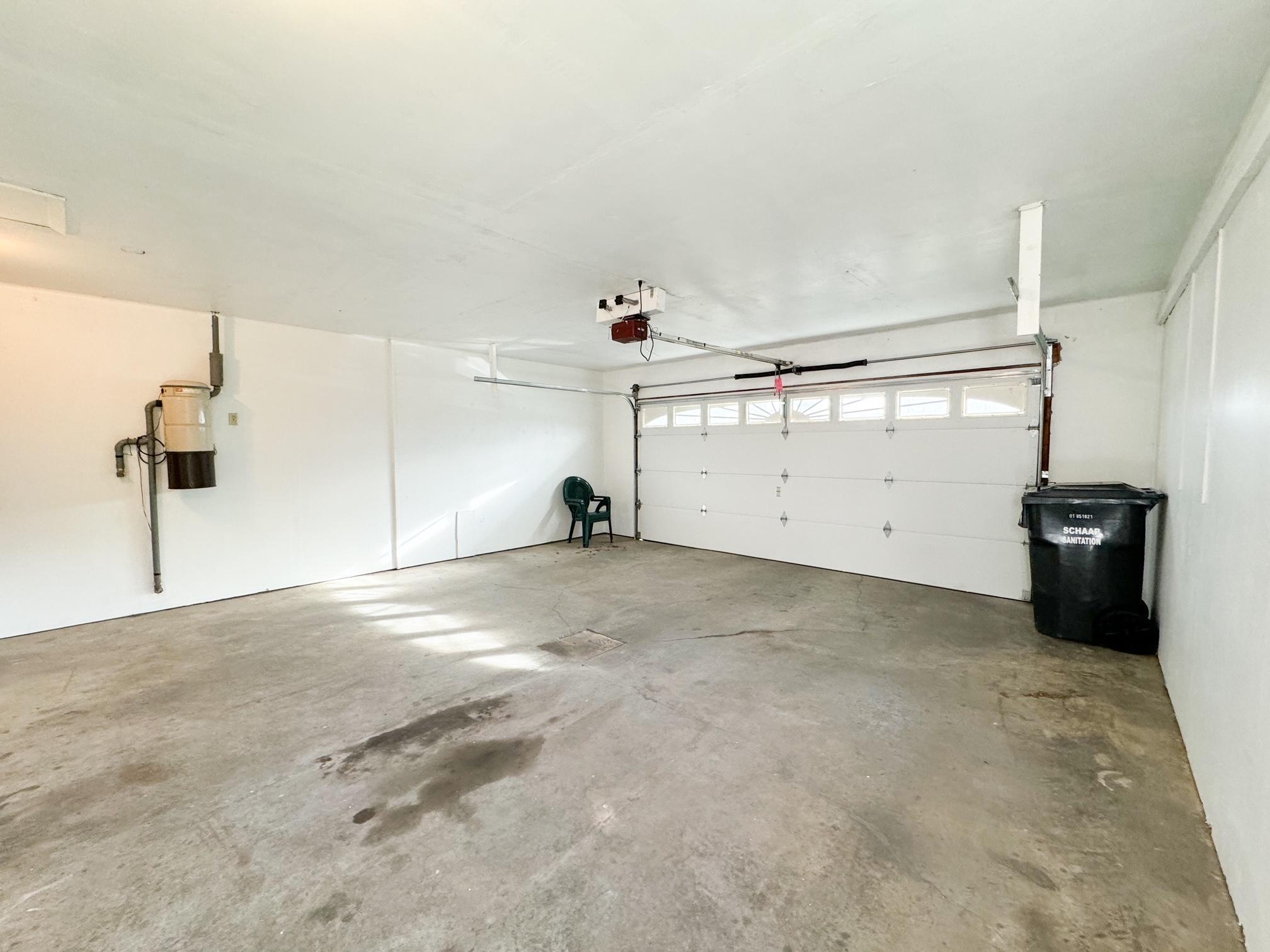 1280 Maplewood Drive
