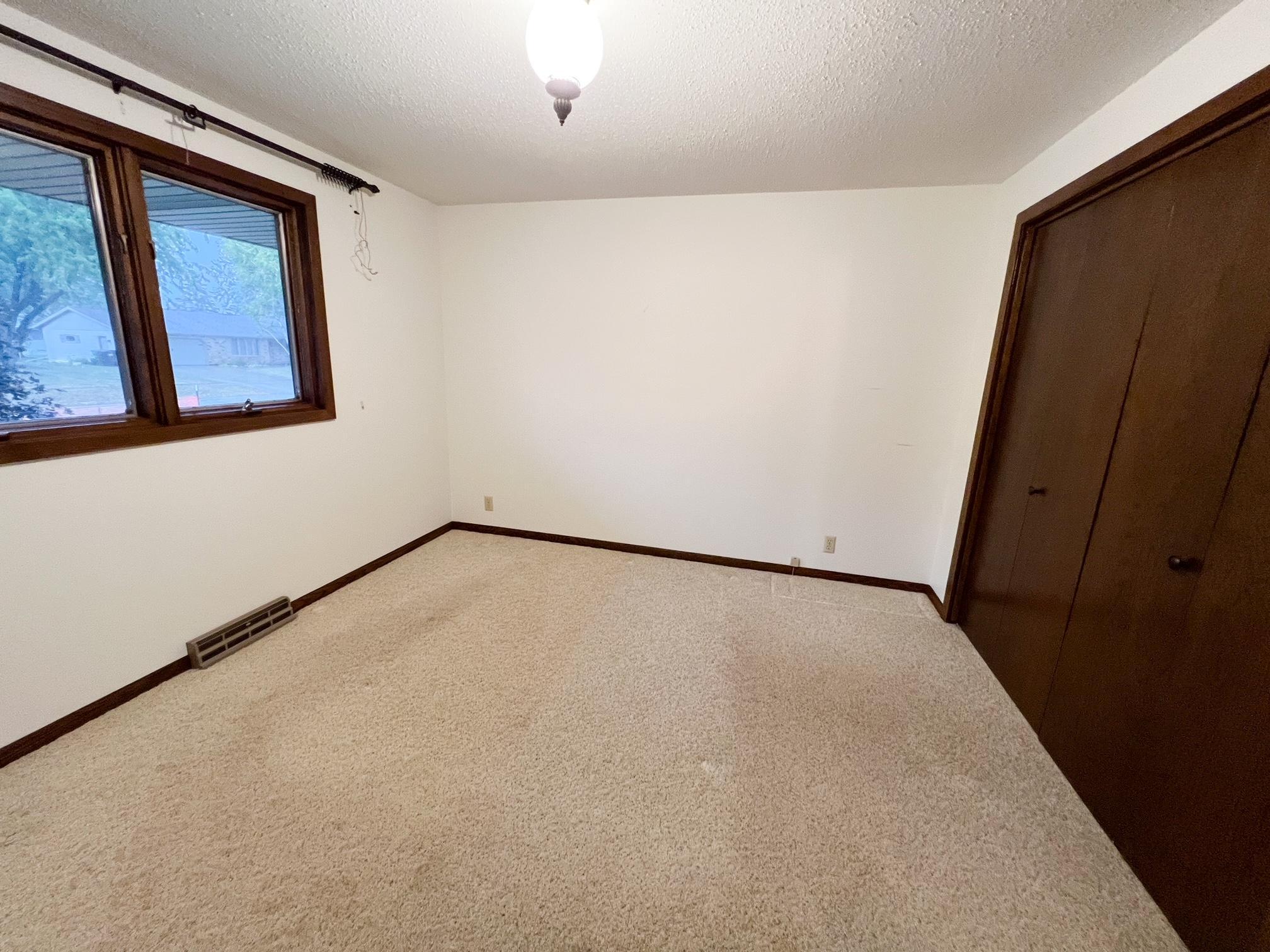 1233 Maplewood Drive