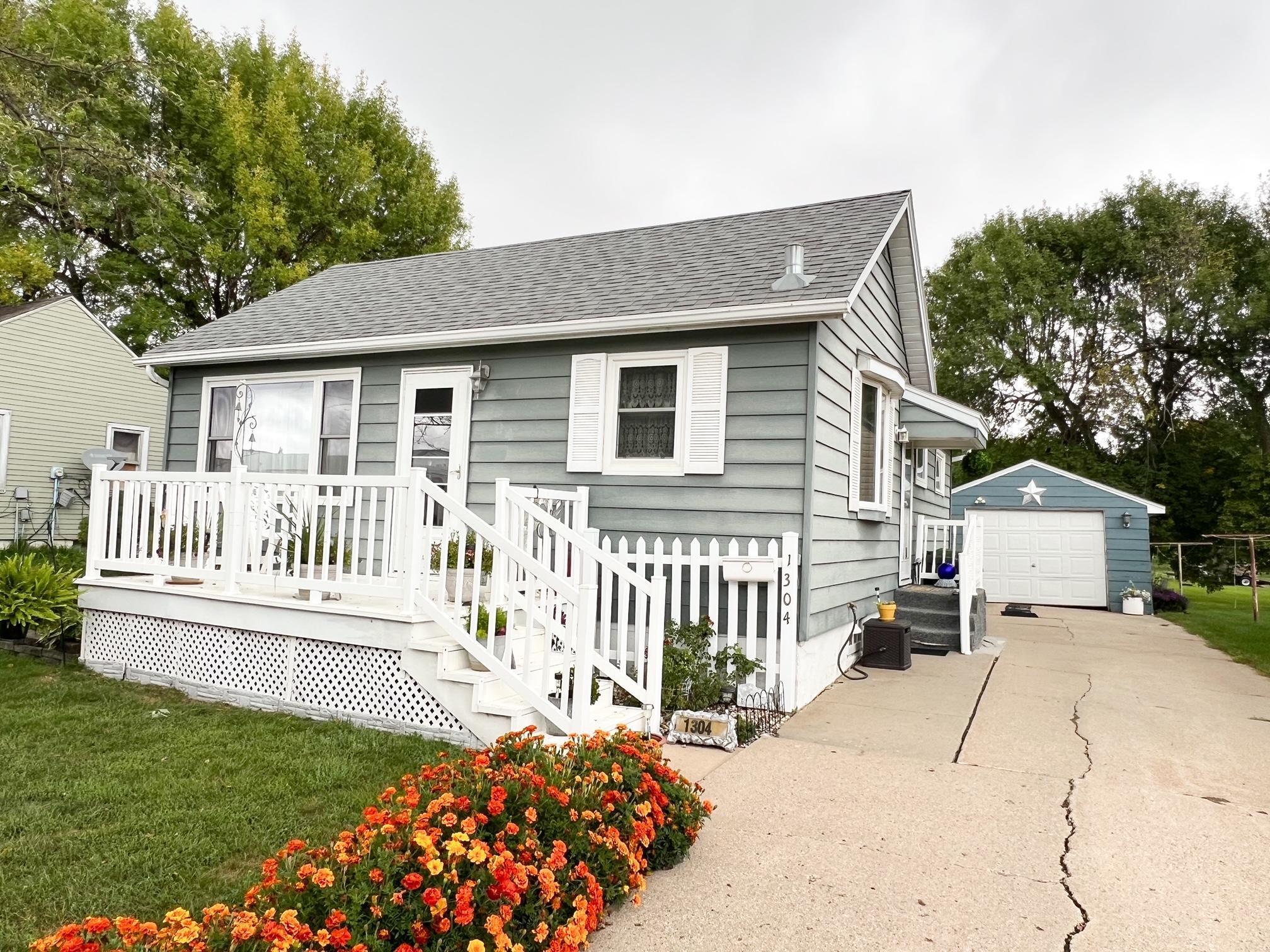 1304 Omaha Avenue