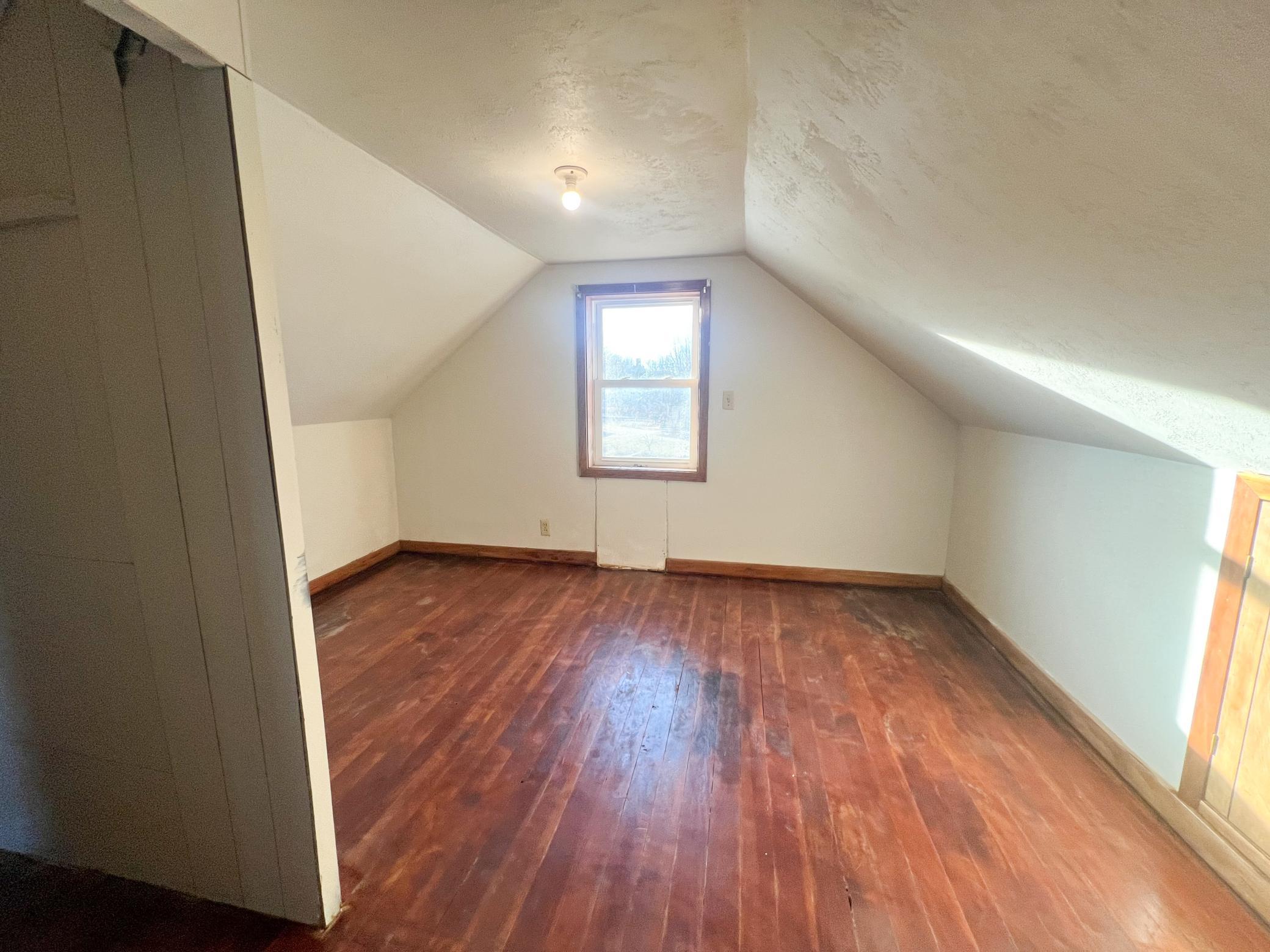 105 W Clark Street
