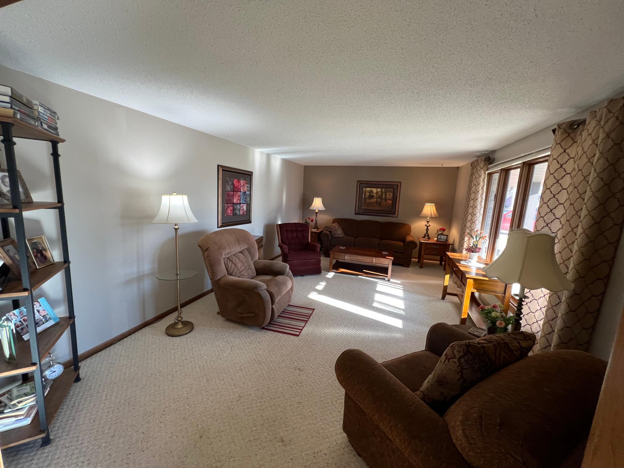 1200 Maplewood Drive
