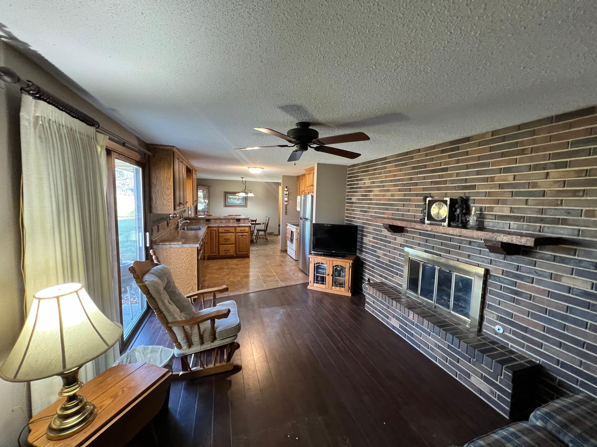 1200 Maplewood Drive