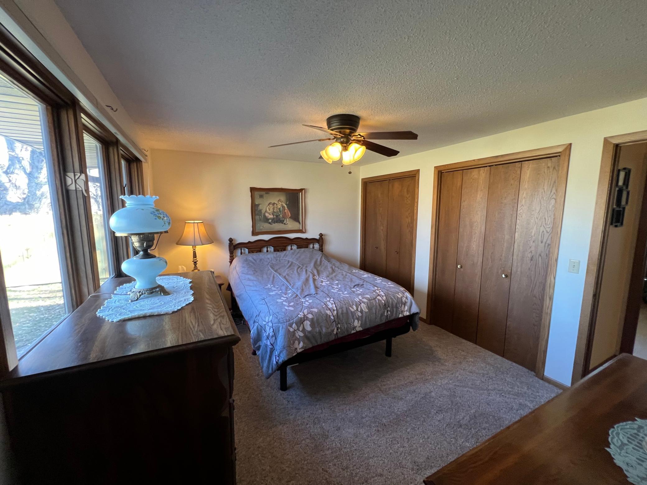 1200 Maplewood Drive