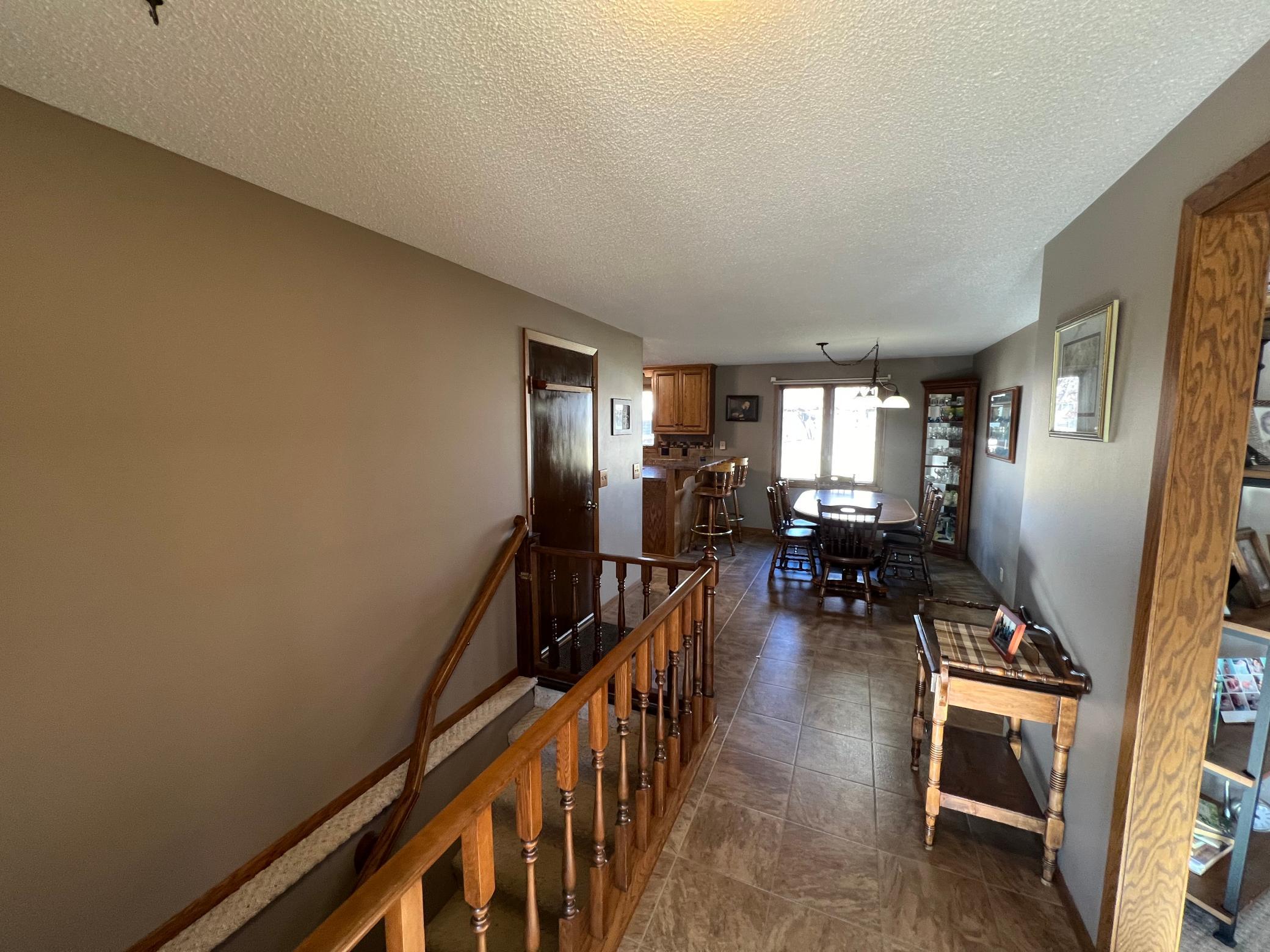 1200 Maplewood Drive