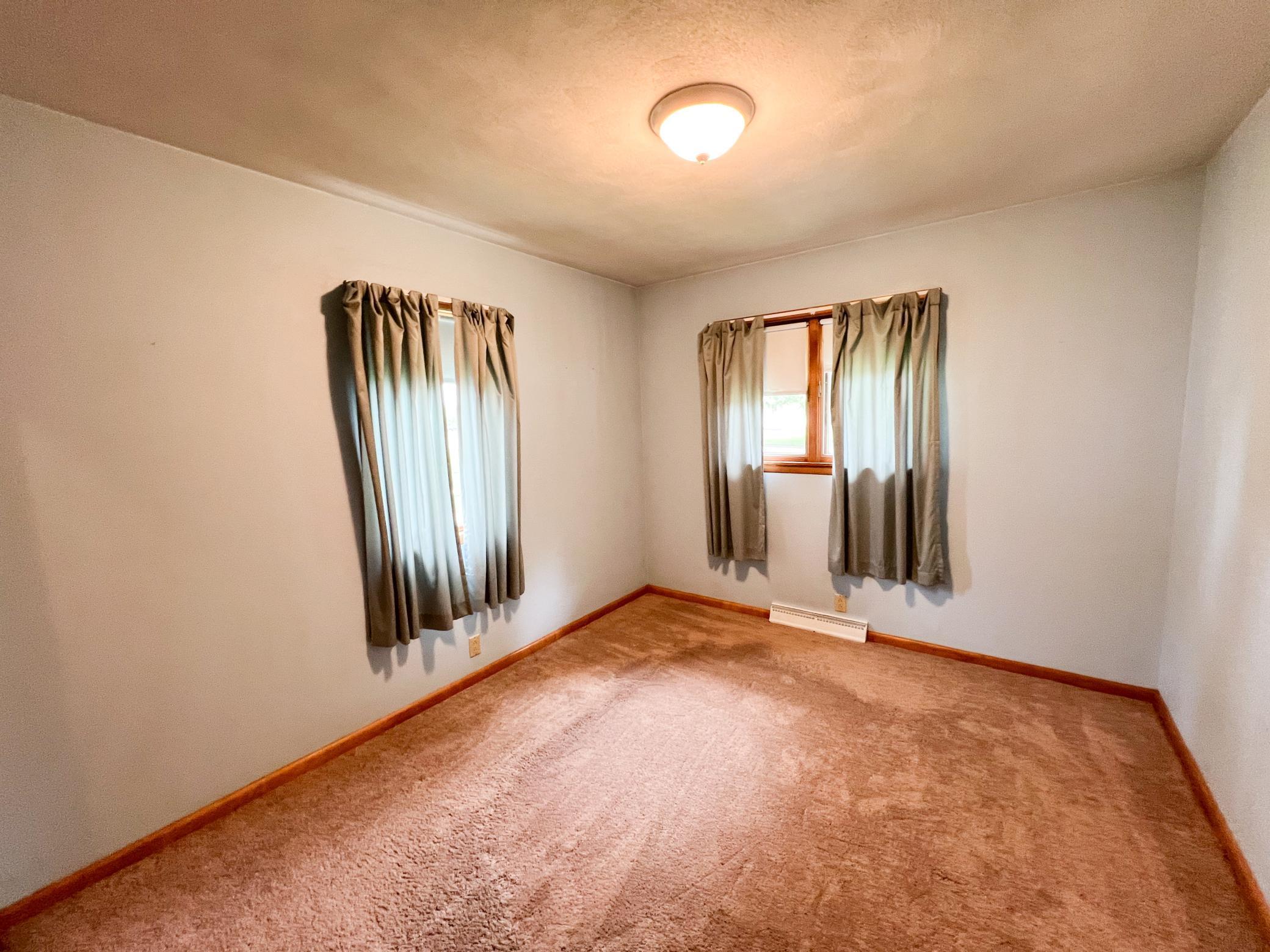 1623 Skyline Drive