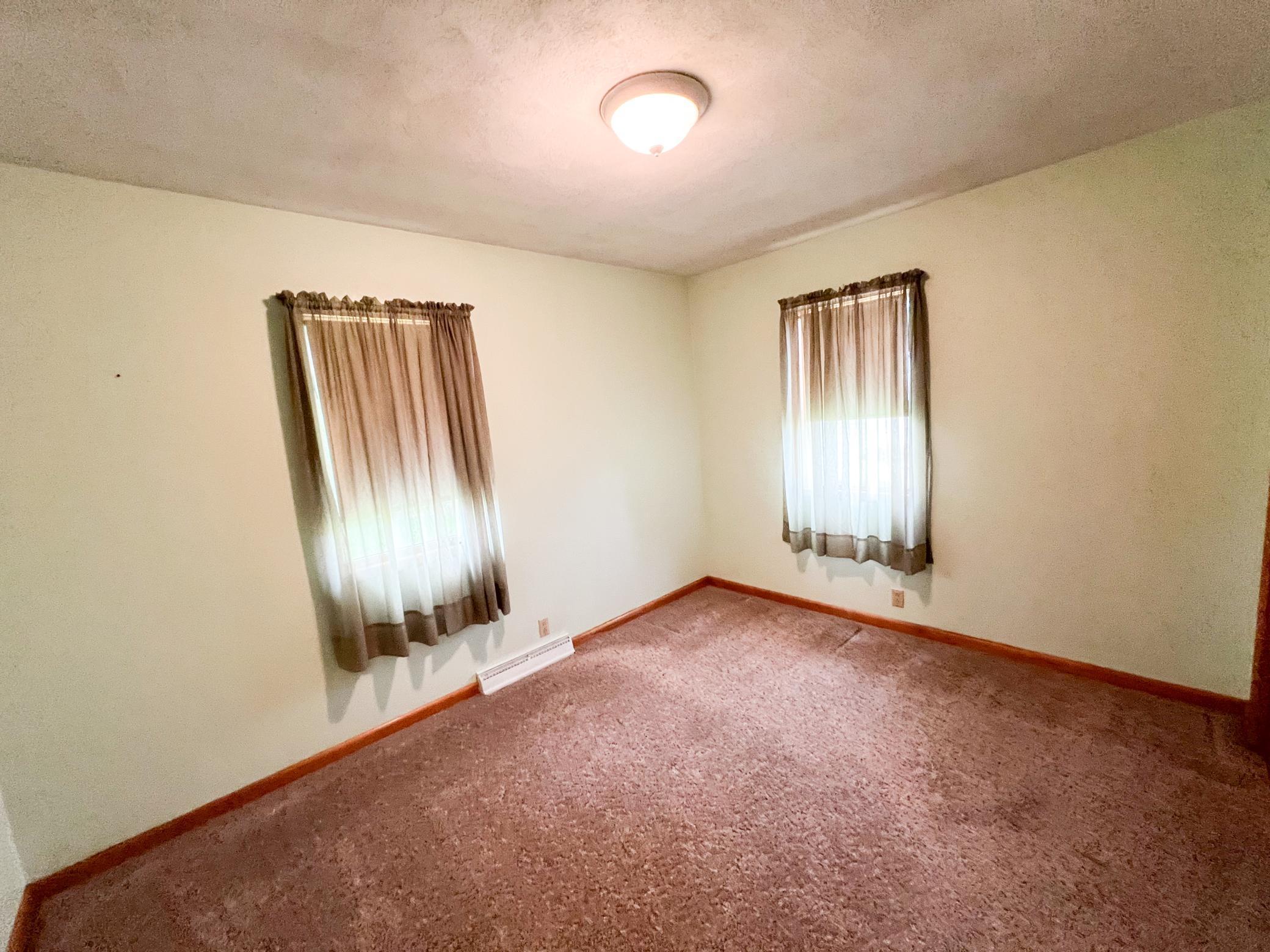1623 Skyline Drive