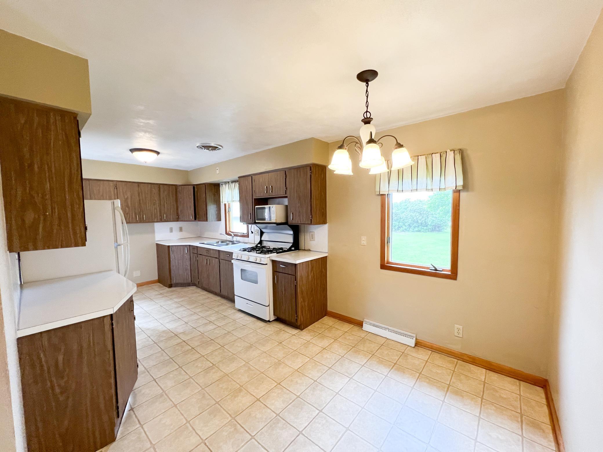 1623 Skyline Drive