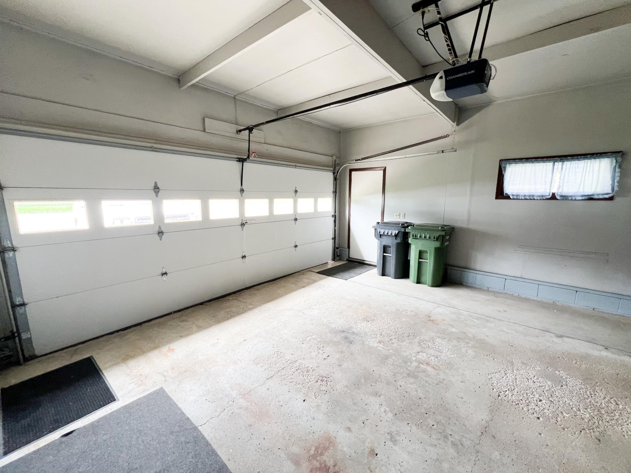 208 E 2nd Street