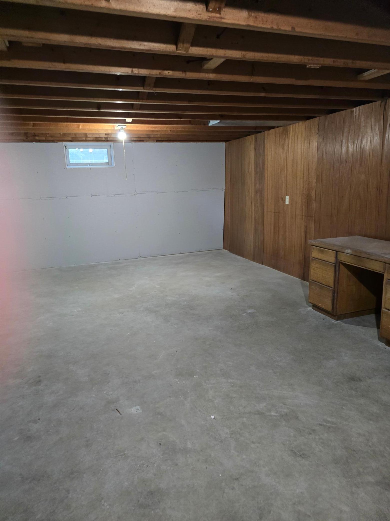 1709 Bantom Place