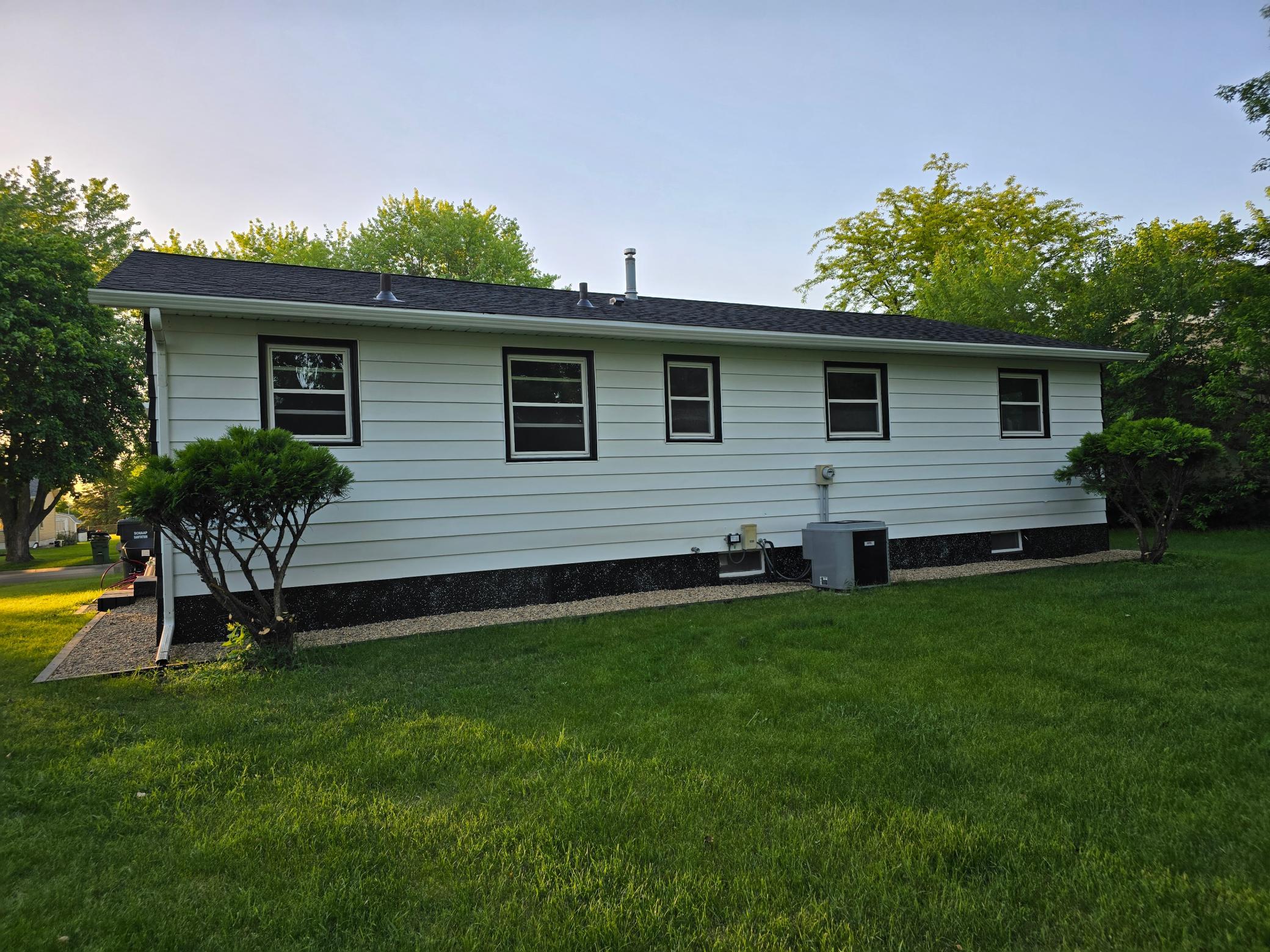 1709 Bantom Place