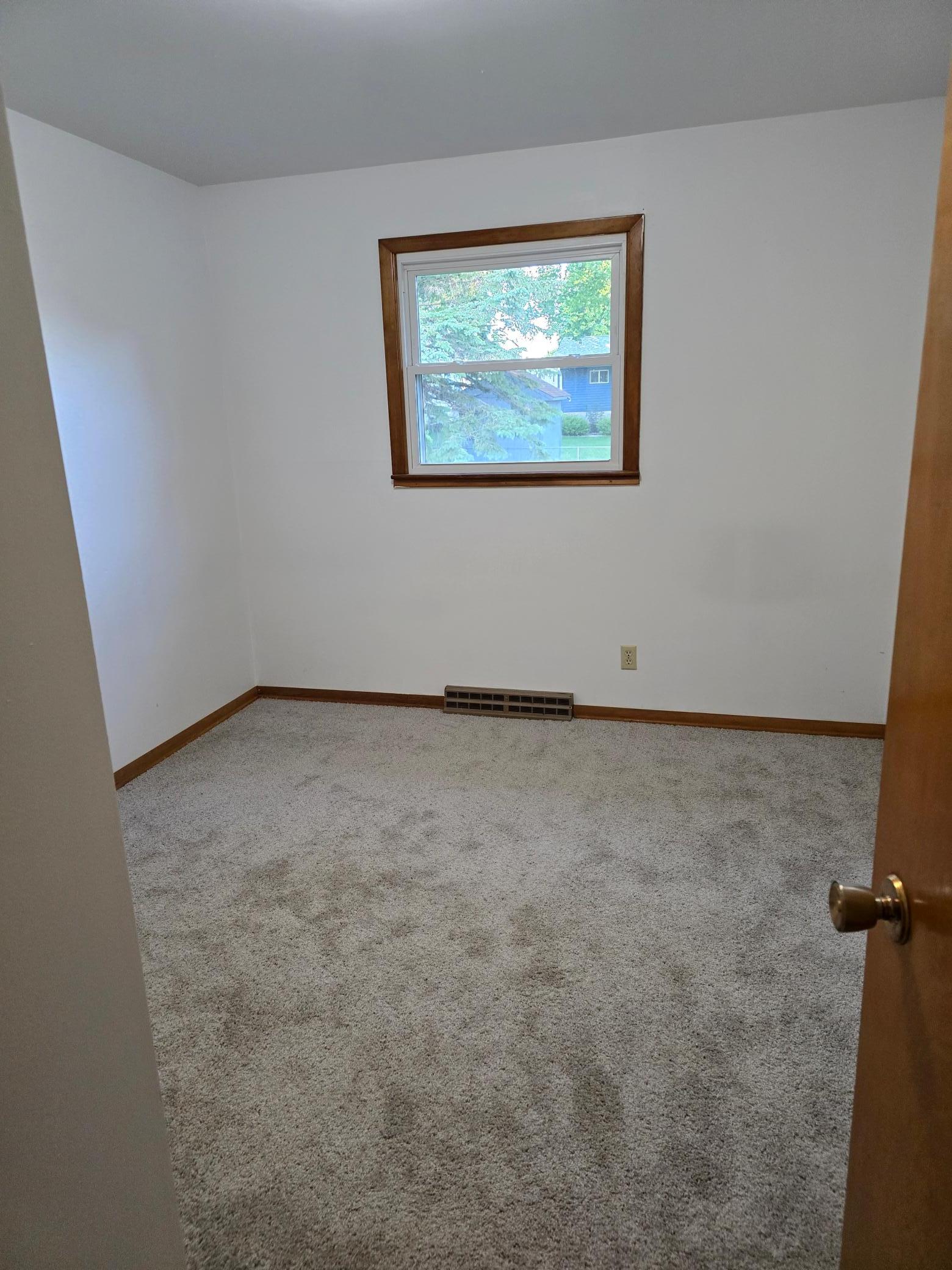 1709 Bantom Place