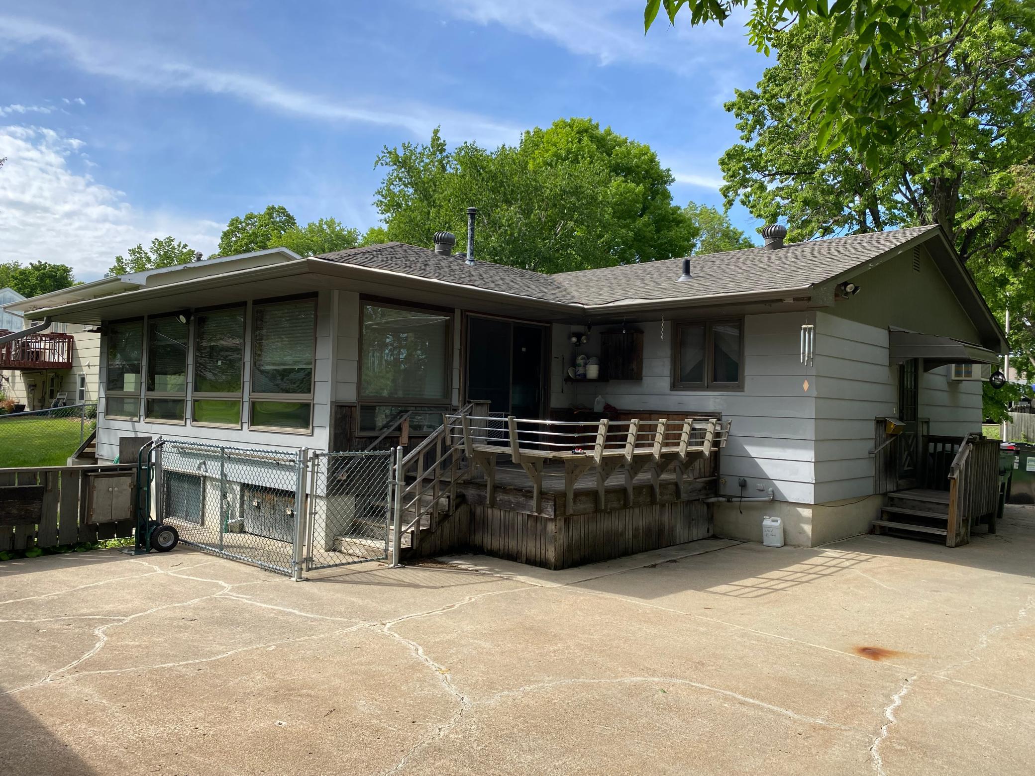 354 Lakehill Drive