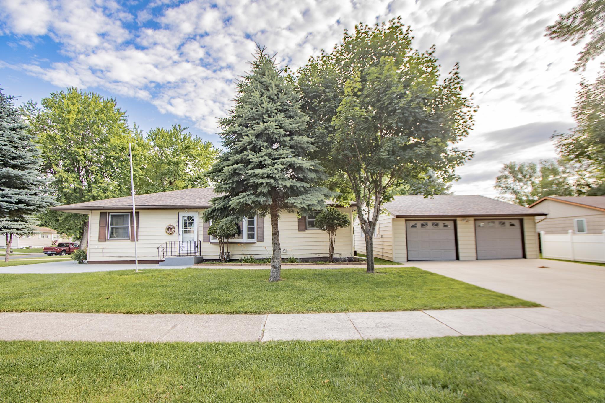 1704 Bantom Place
