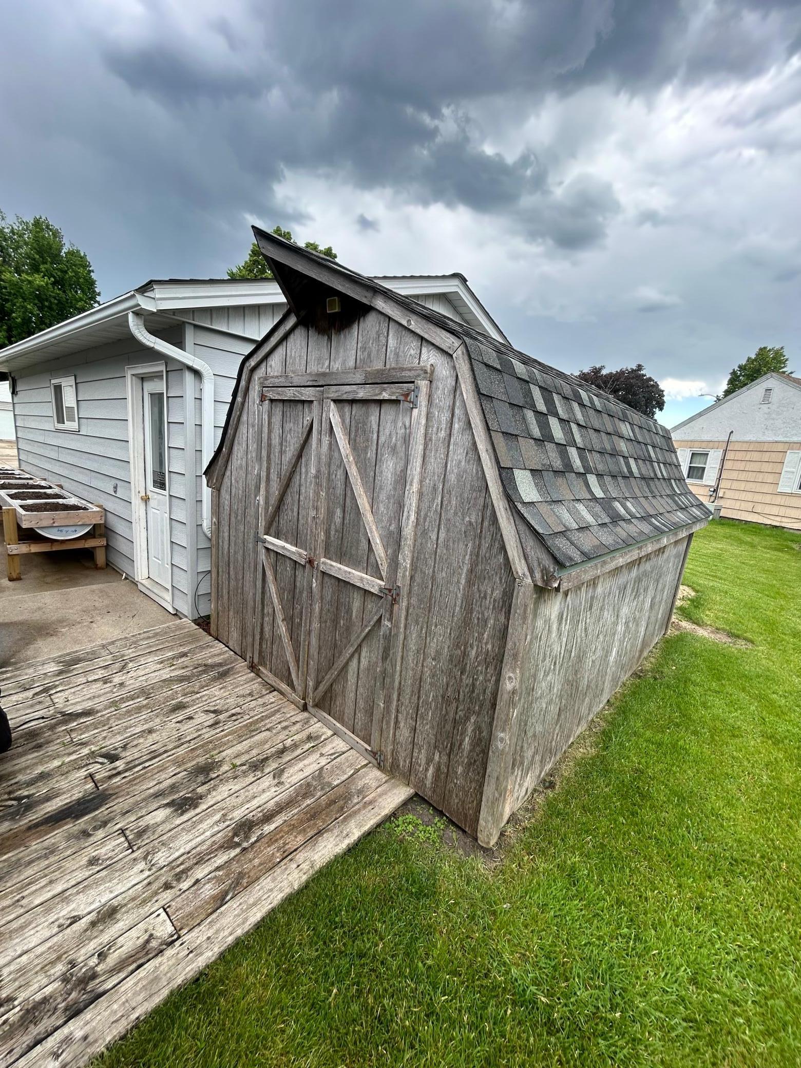 1205 Diagonal Road