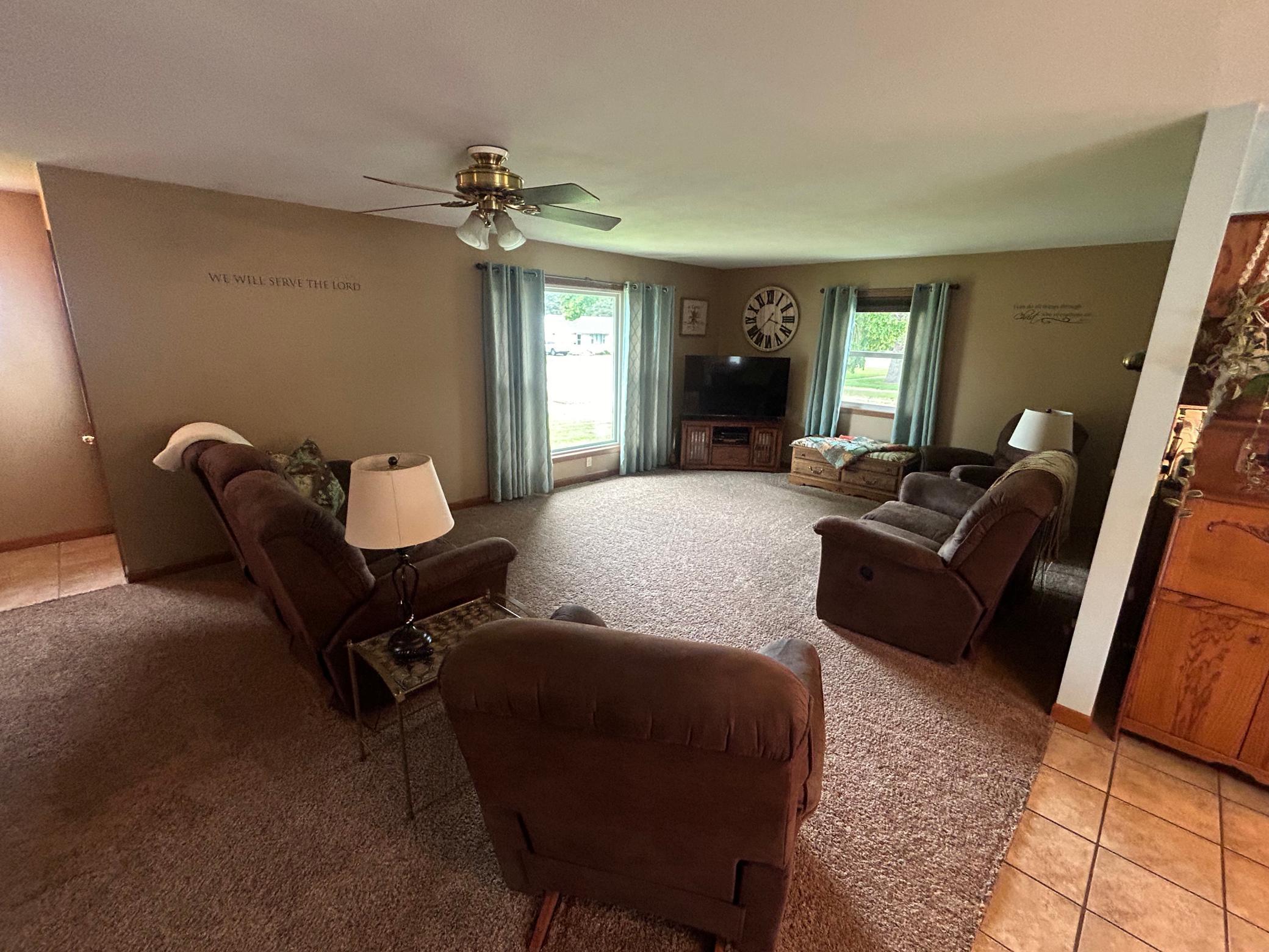 1205 Diagonal Road