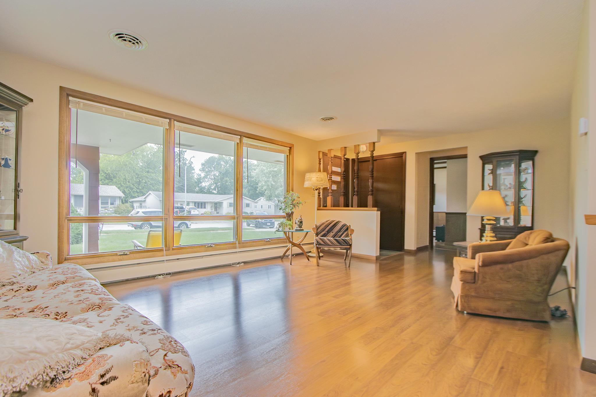 1604 Johnson Lane