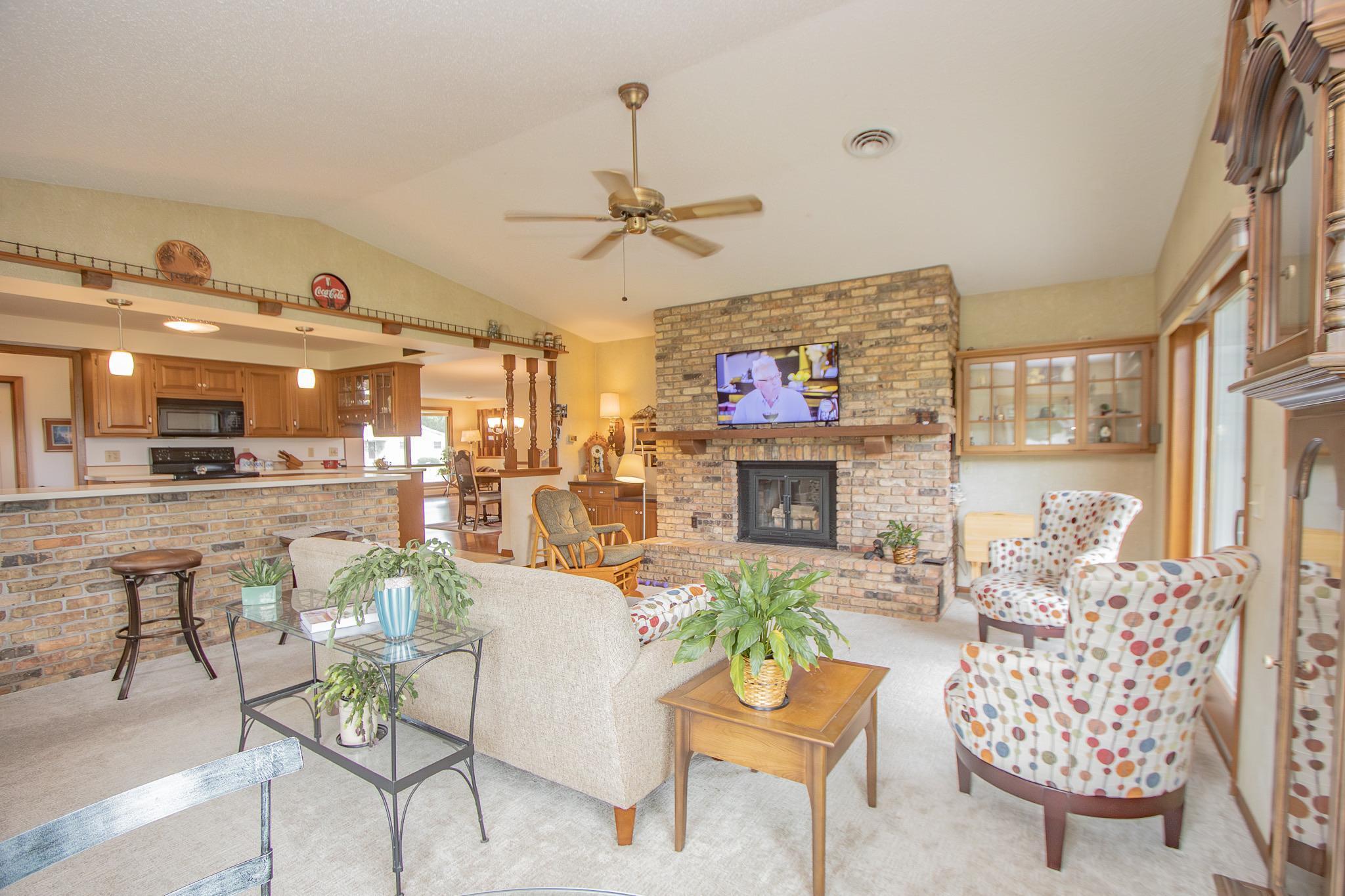1604 Johnson Lane