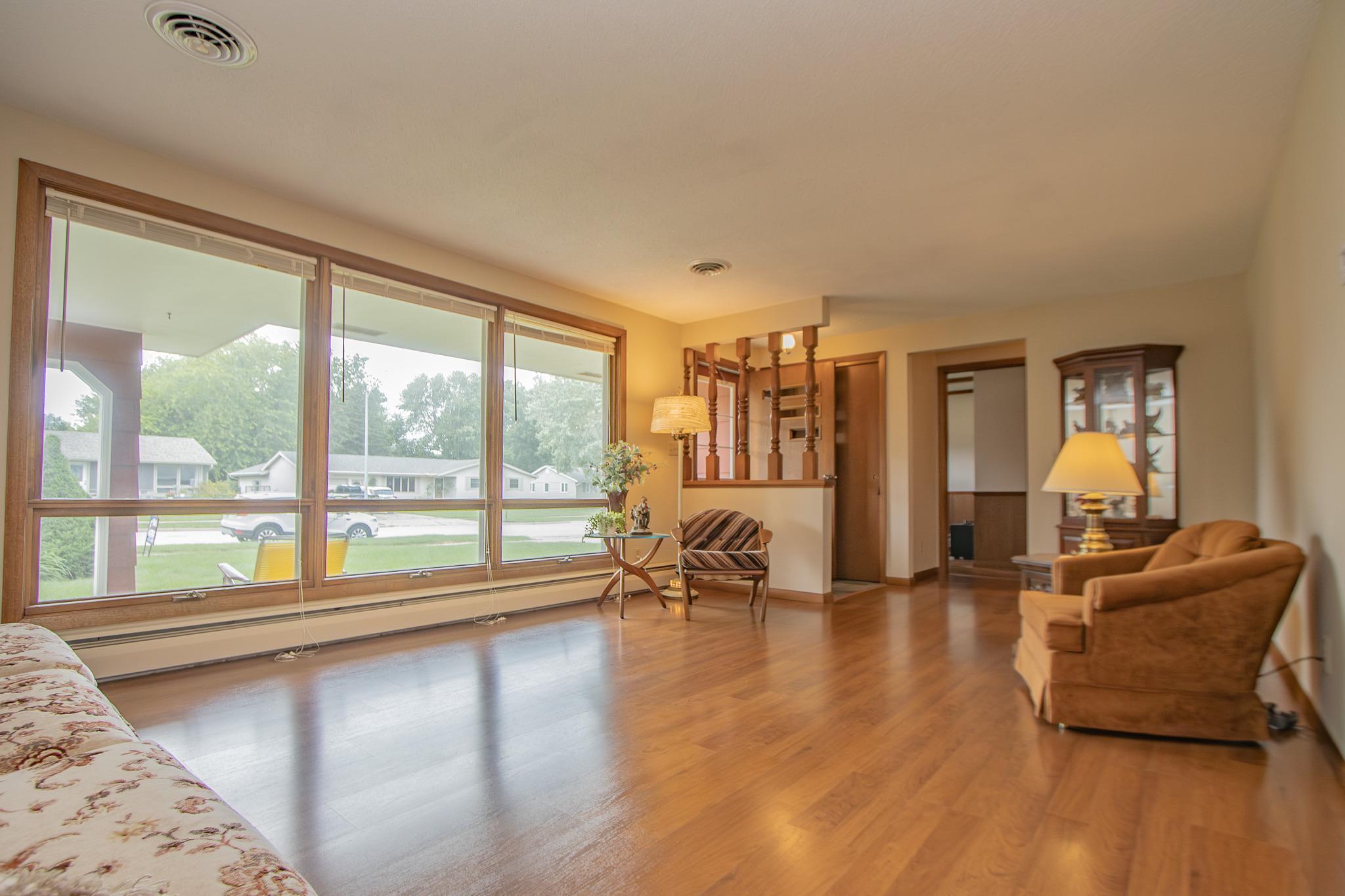 1604 Johnson Lane