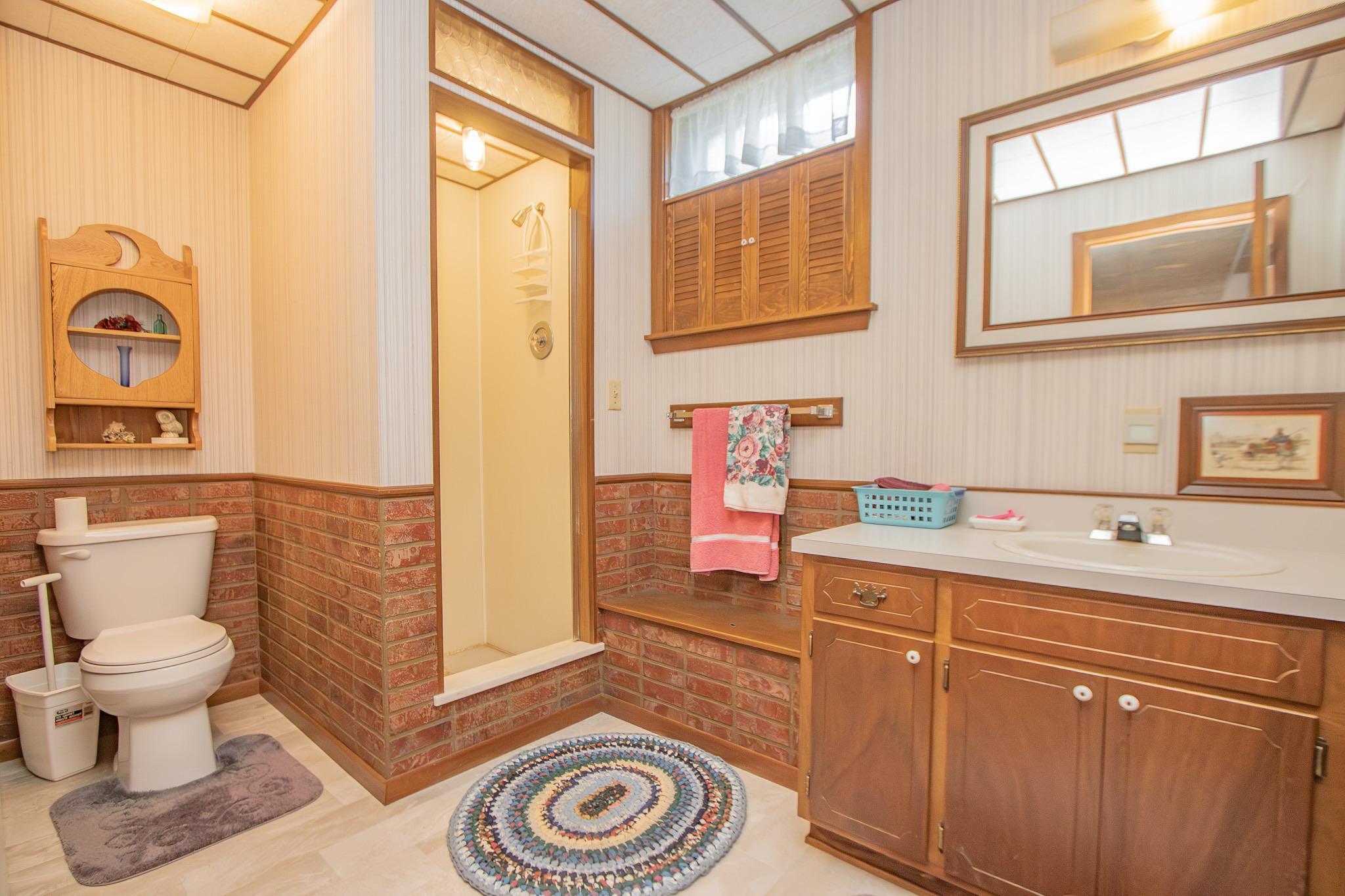 1604 Johnson Lane