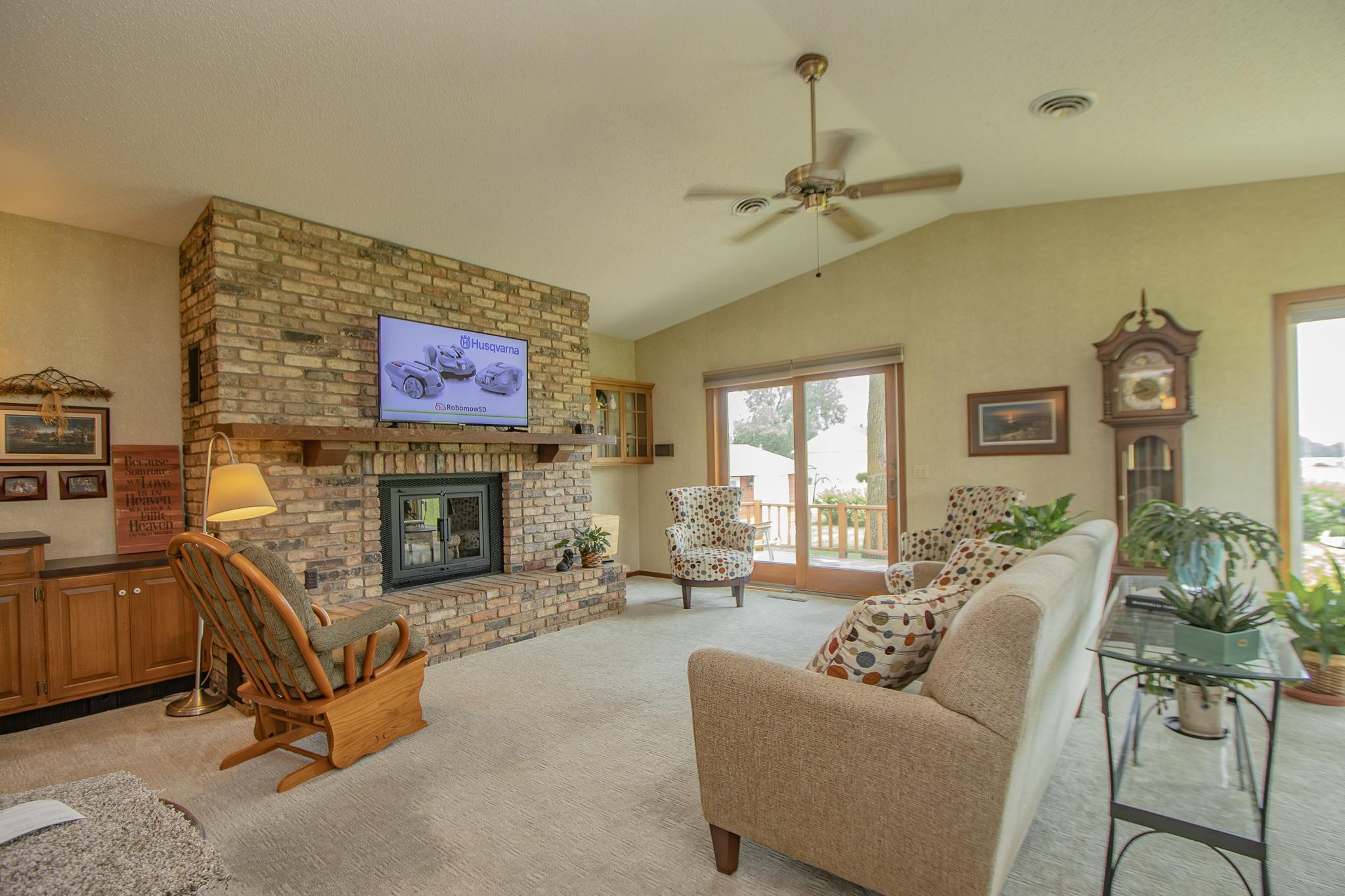 1604 Johnson Lane