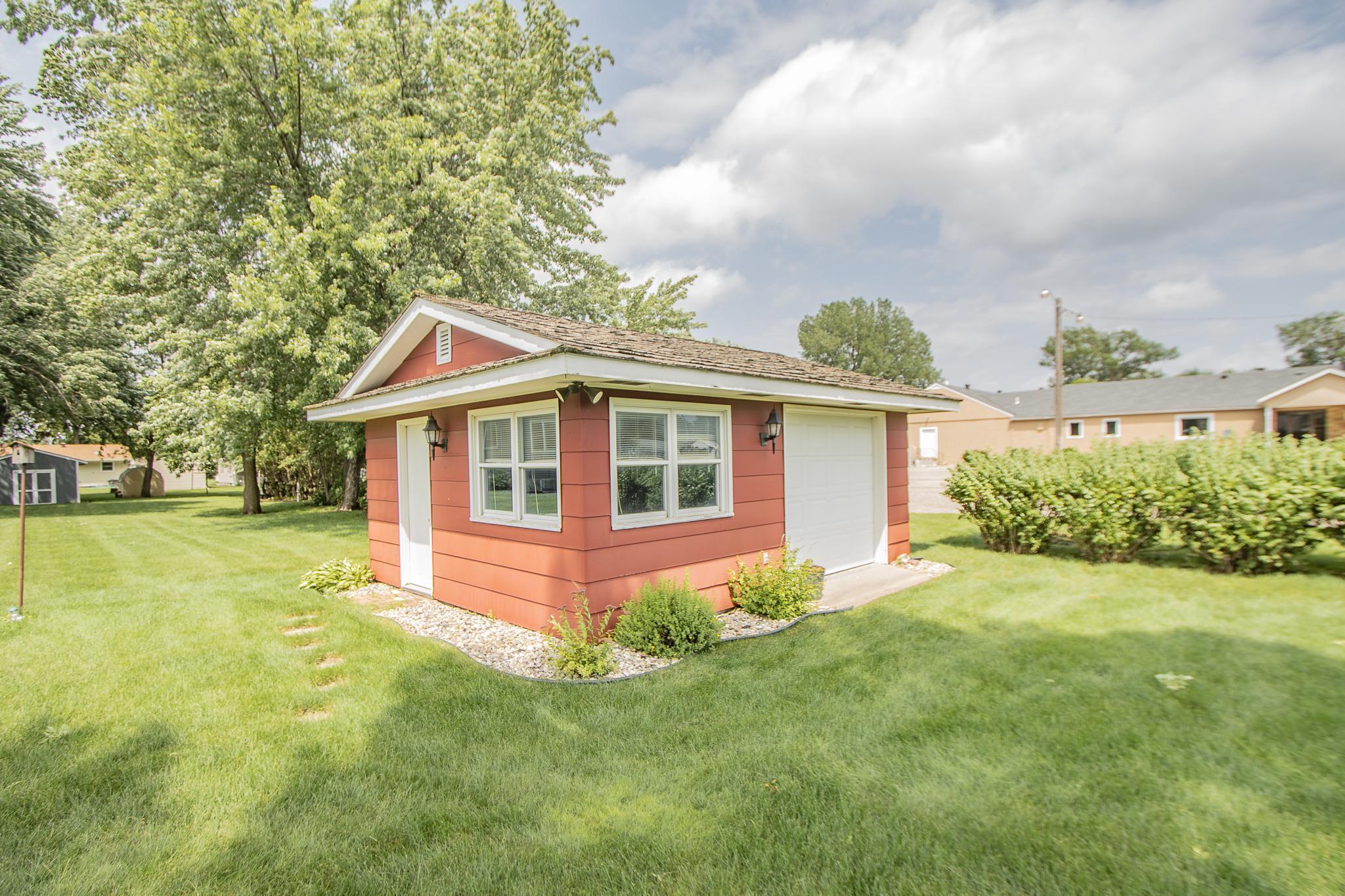 1604 Johnson Lane
