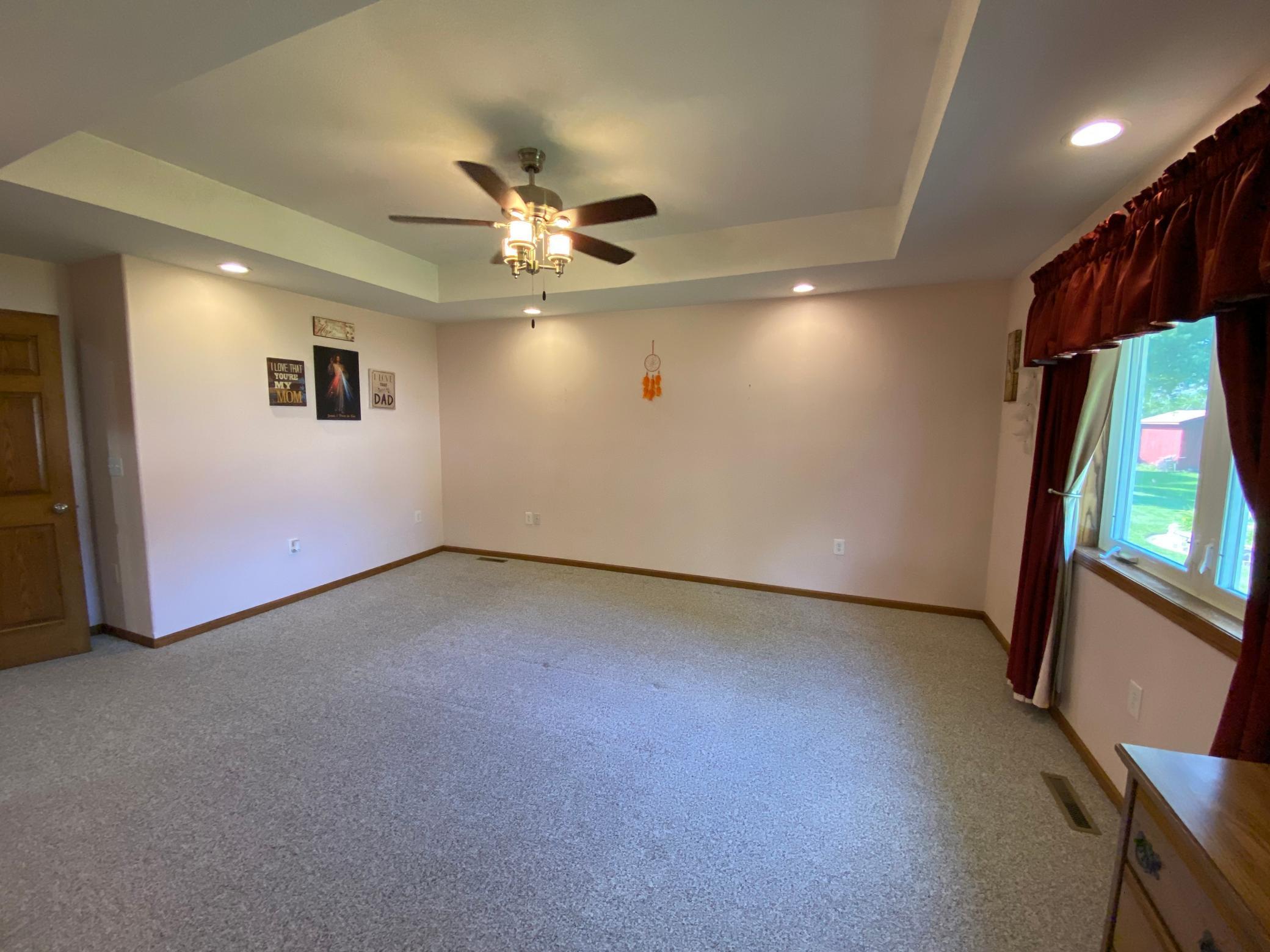 1135 Schaap Drive
