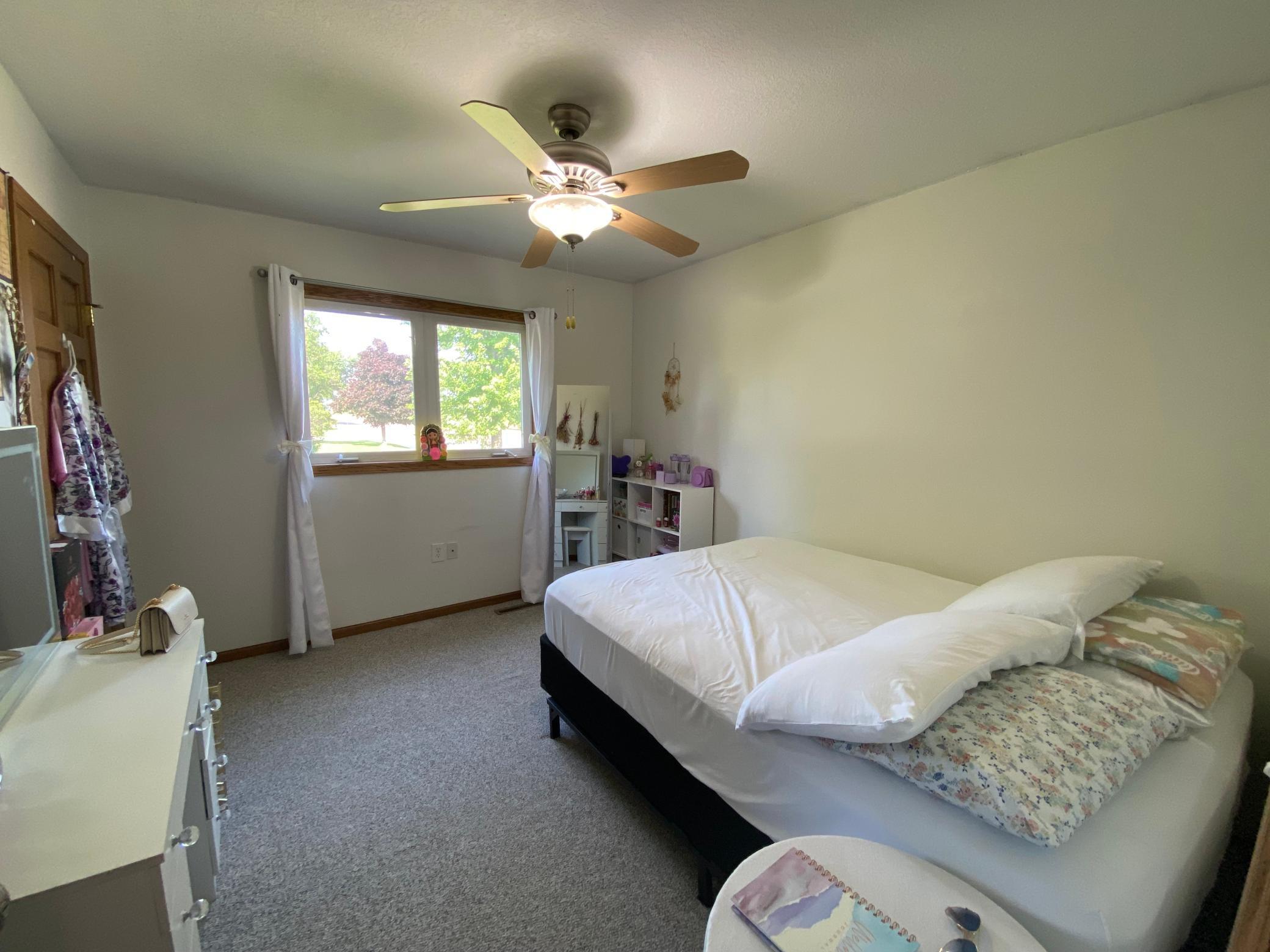 1135 Schaap Drive
